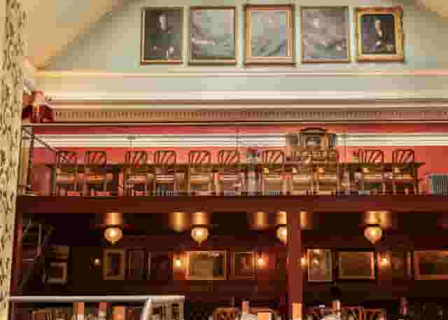 Cosy Club