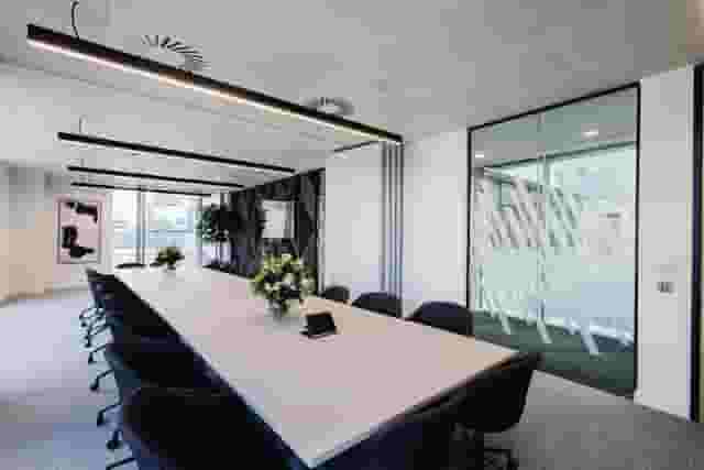 Linder Boardroom