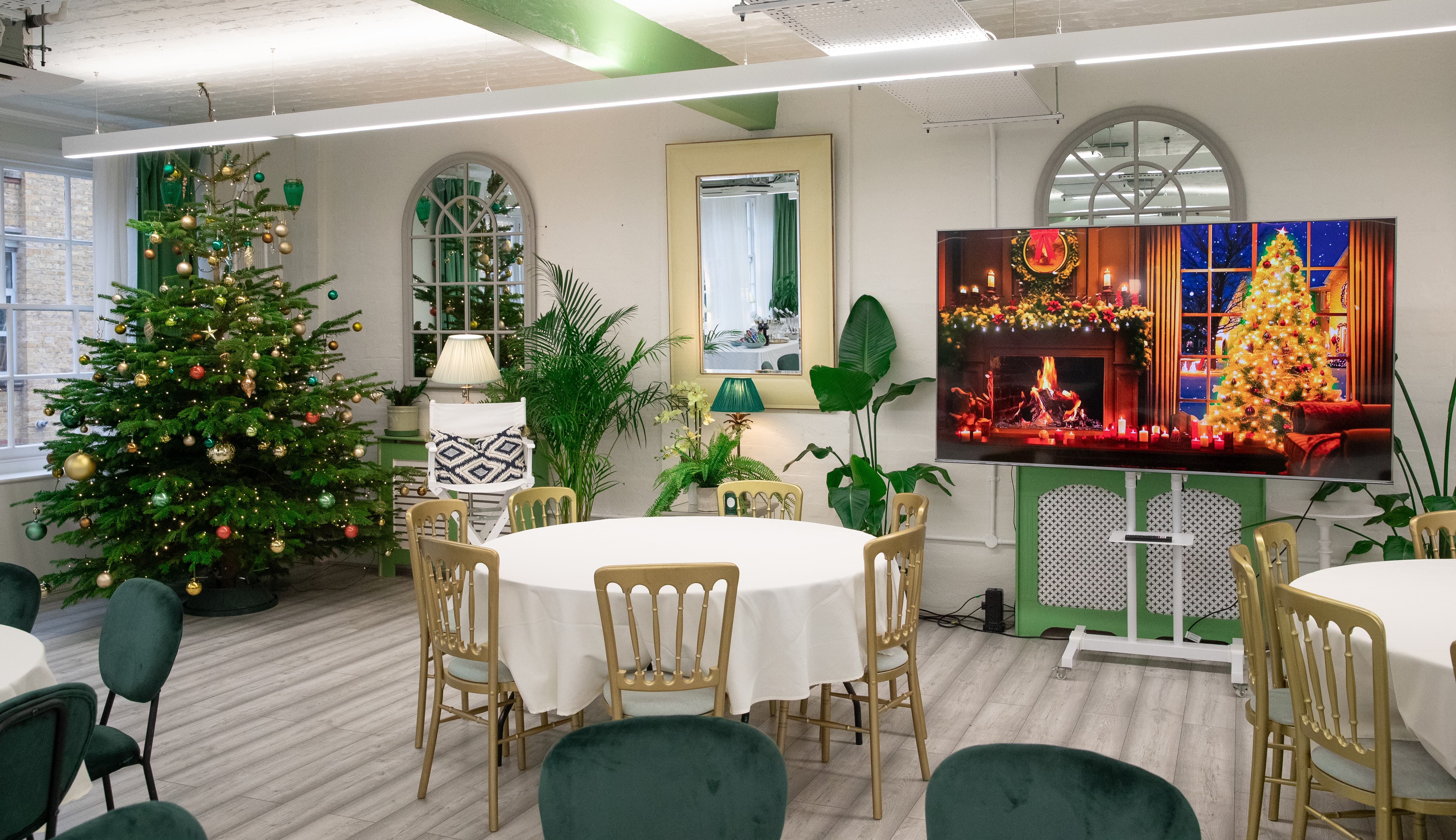 Christmas at Underwood event space with gold Chiavari chairs for holiday luncheon and party venue.