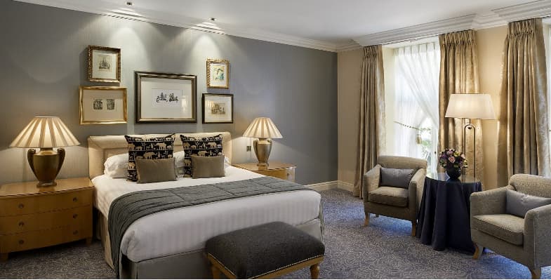 Luxury hotel room in The Landmark London for VIP accommodation and executive meeting events.