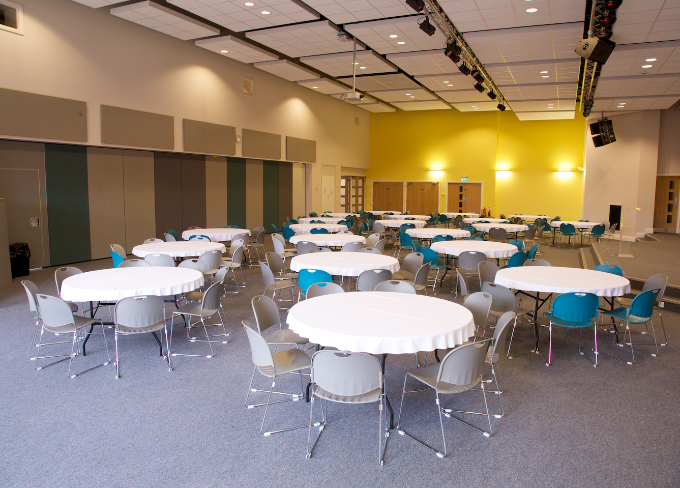 Wesley Hall - wzs5bcigrwh.jpg