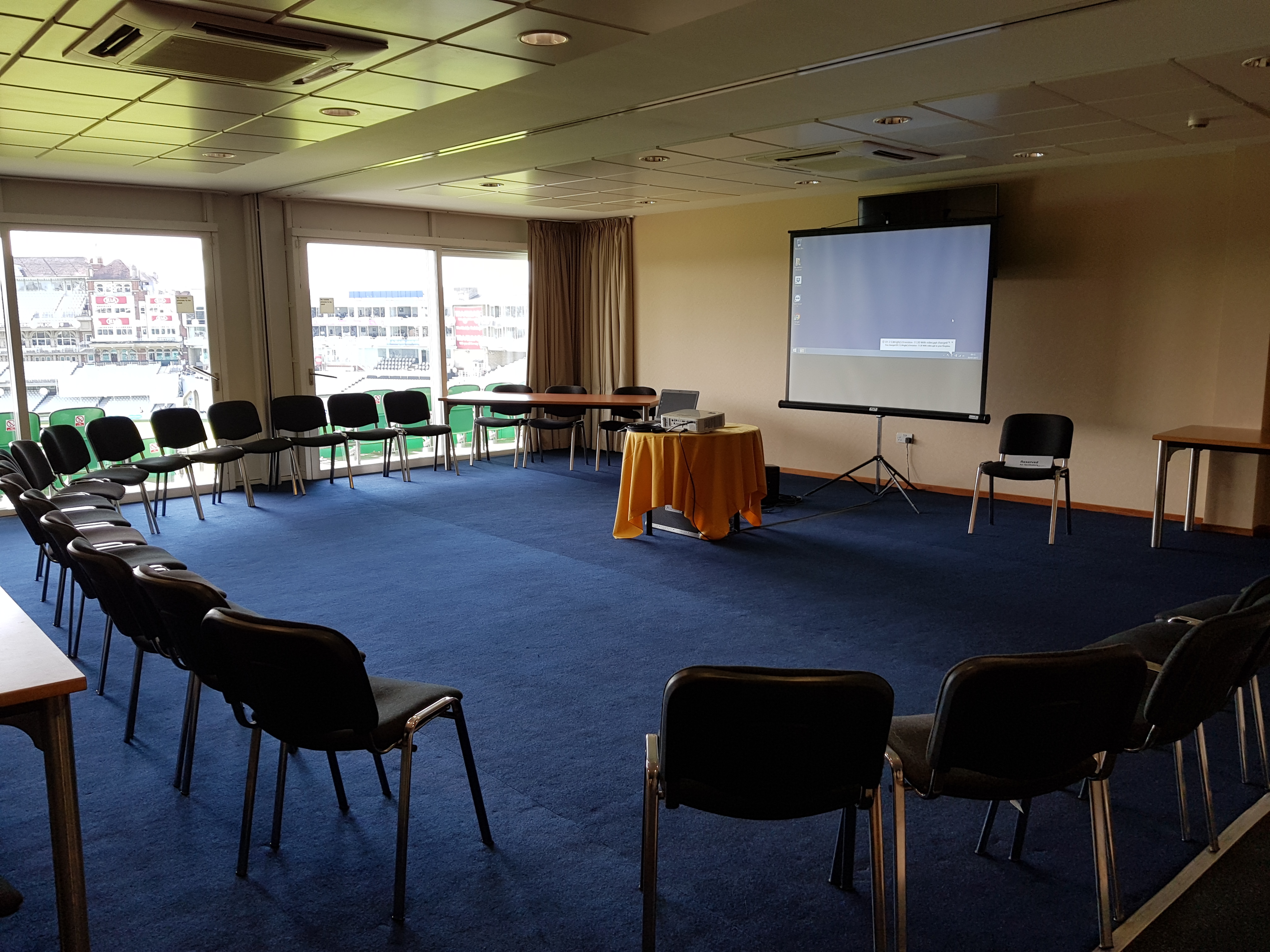 Double Executive Box at Kia Oval, circular seating for collaborative meetings and workshops.