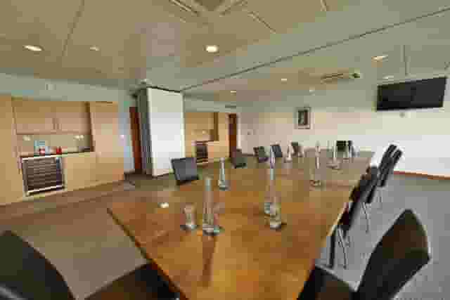 Double Executive Box