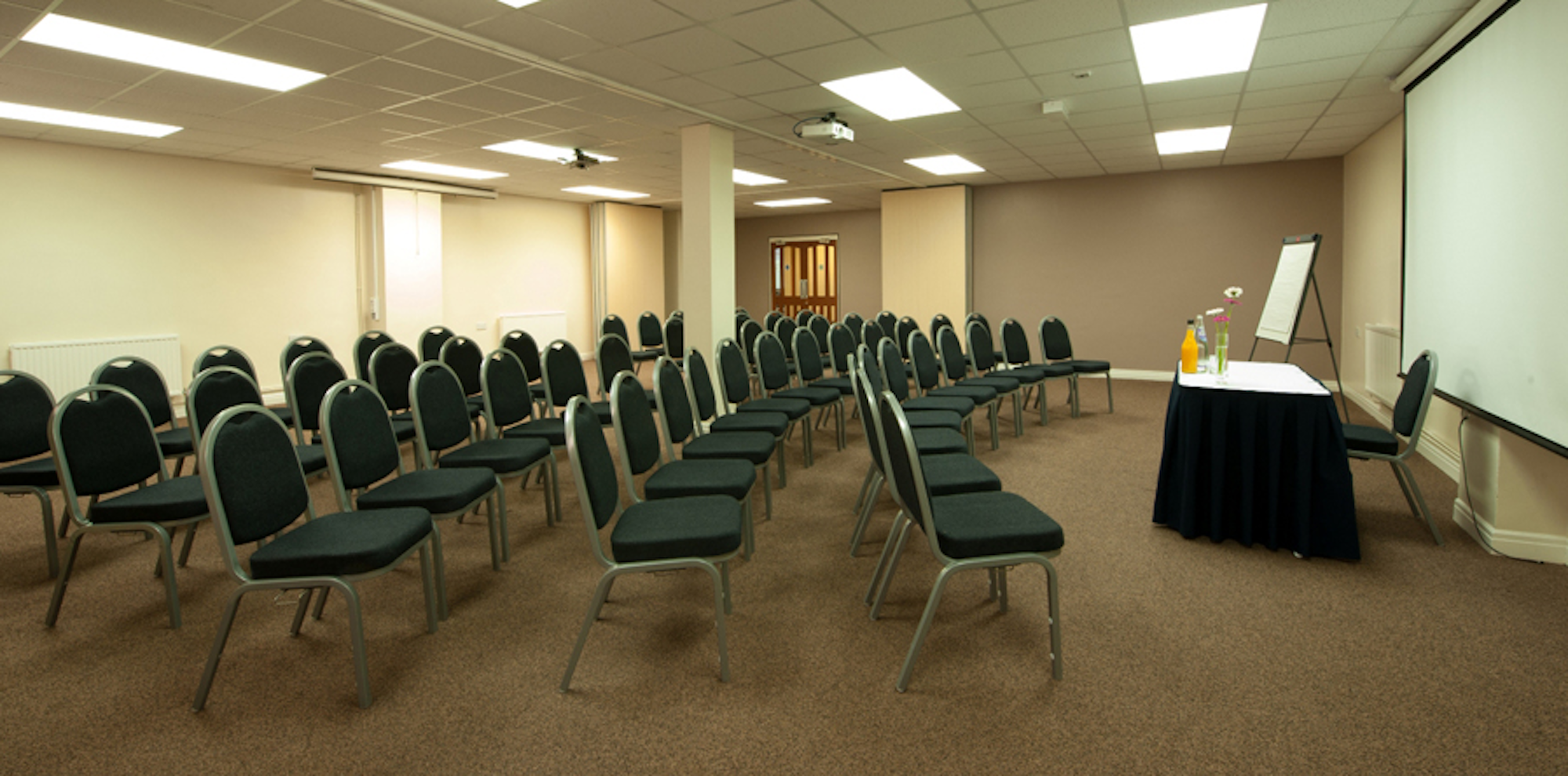 Seminar Room 3/4 at King's House: professional meeting space for workshops and seminars.