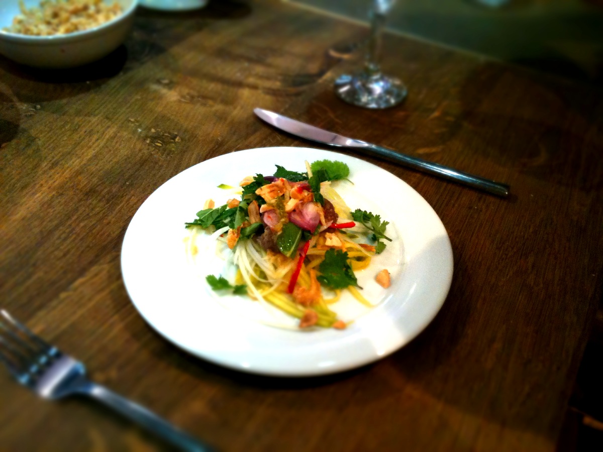 Kitchen and Lounge - meswvuiiqsi.JPG