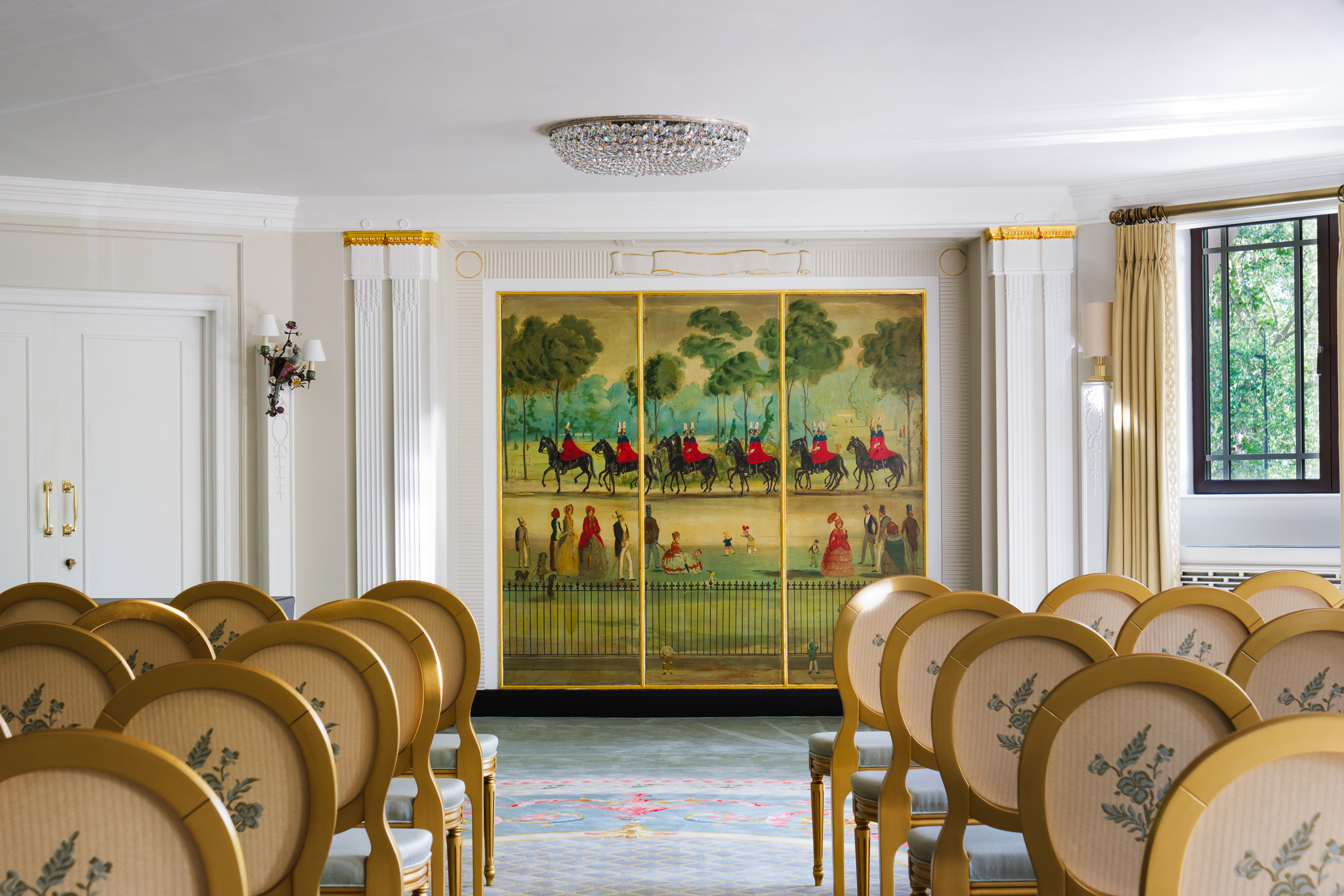 Elegant Park Suite at The Dorchester, ideal for meetings and presentations.