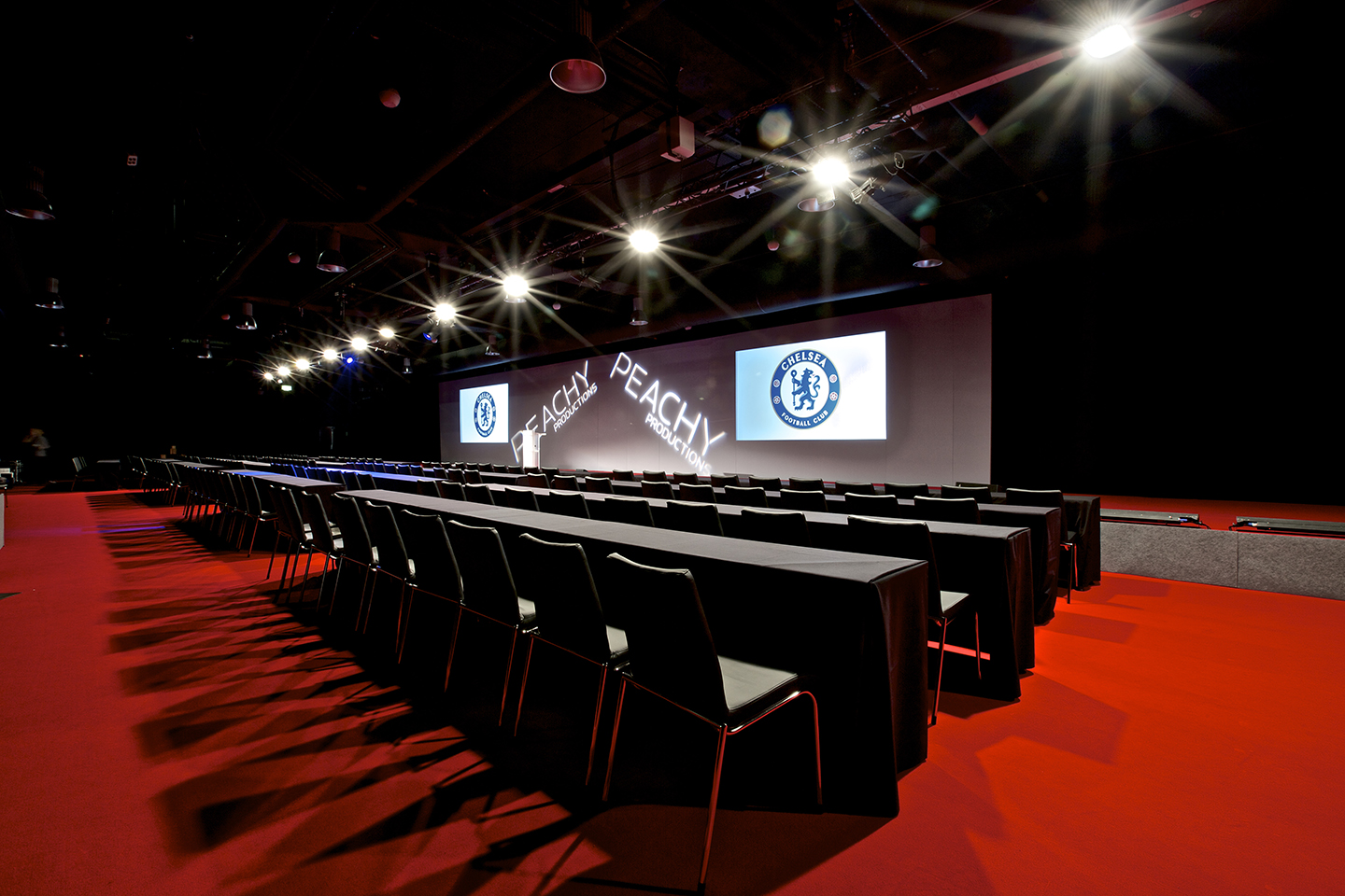 The Great Hall - f2xvkjpeimo.jpg