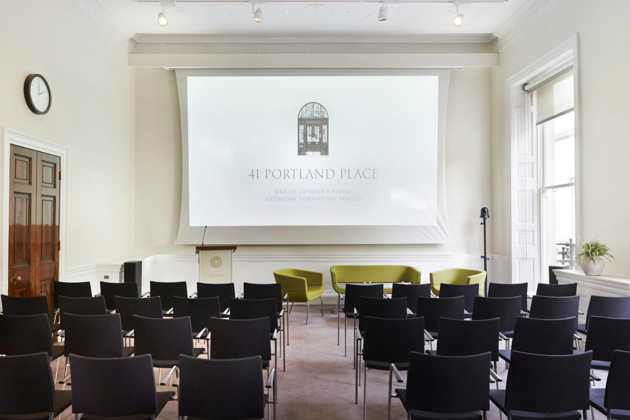 Council Chamber - l1skglxbtgc.png