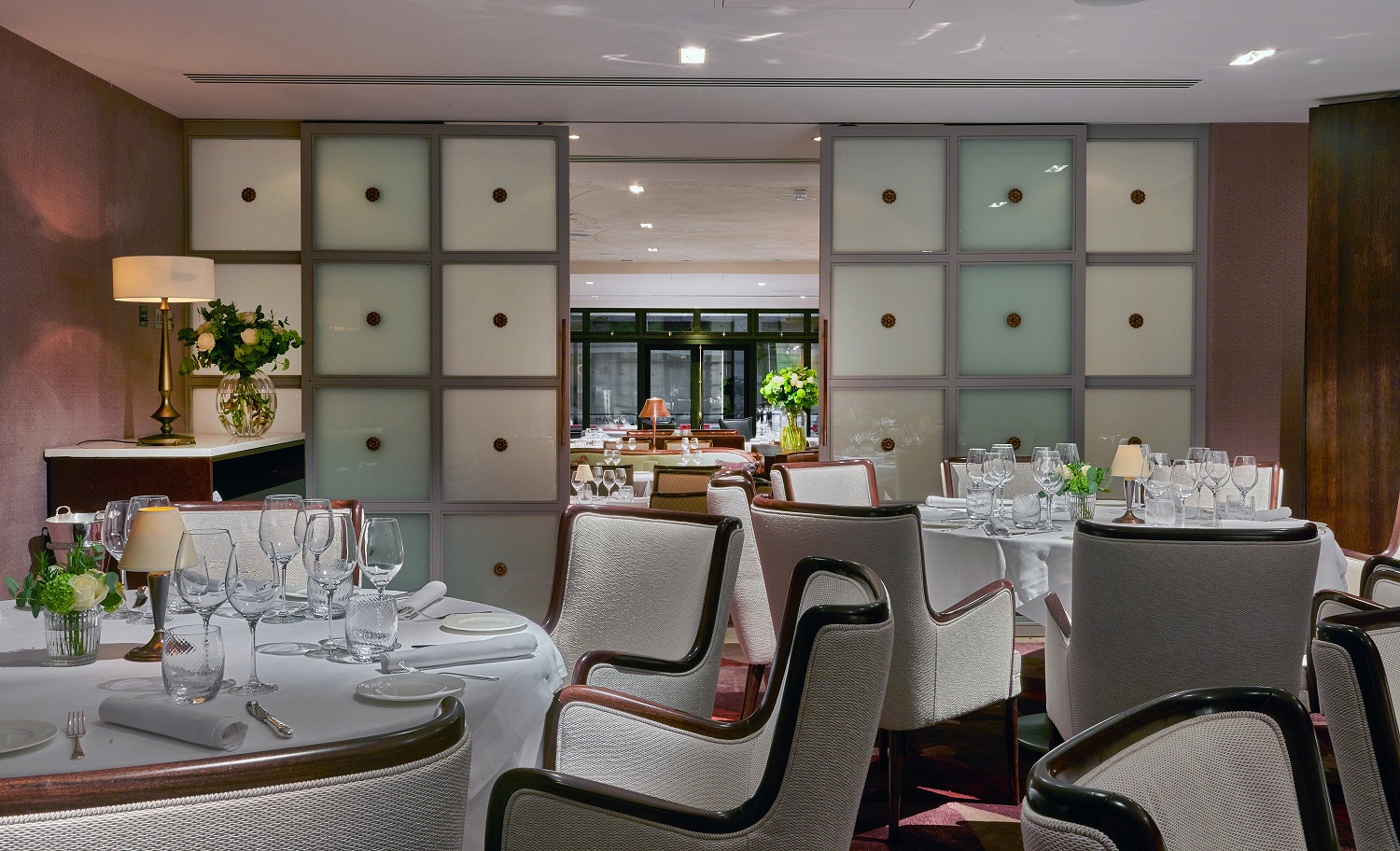 Sophisticated dining venue in Sartoria, ideal for upscale events and corporate dinners.