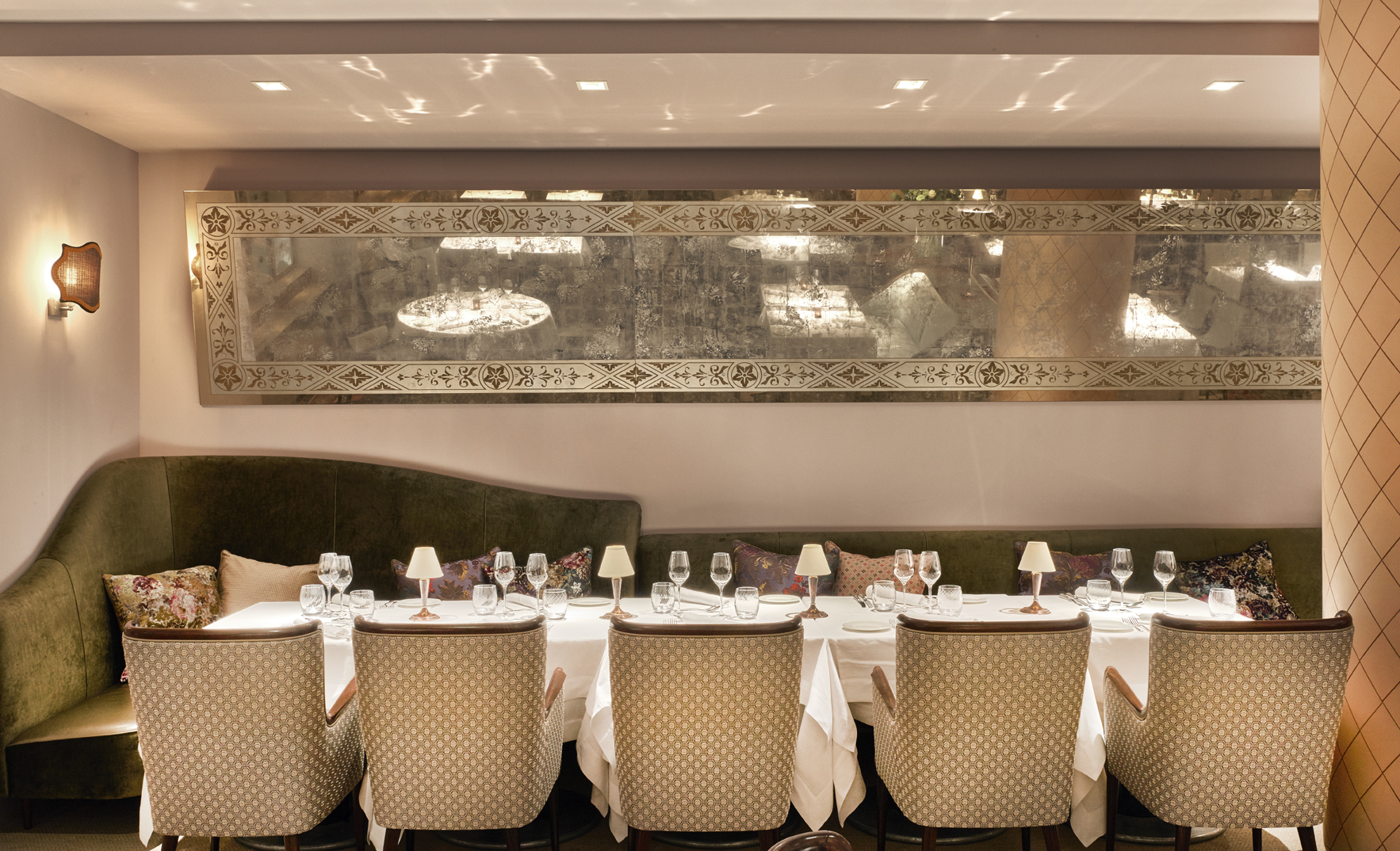 Private Dining Rooms - aggc1drhta0.jpg