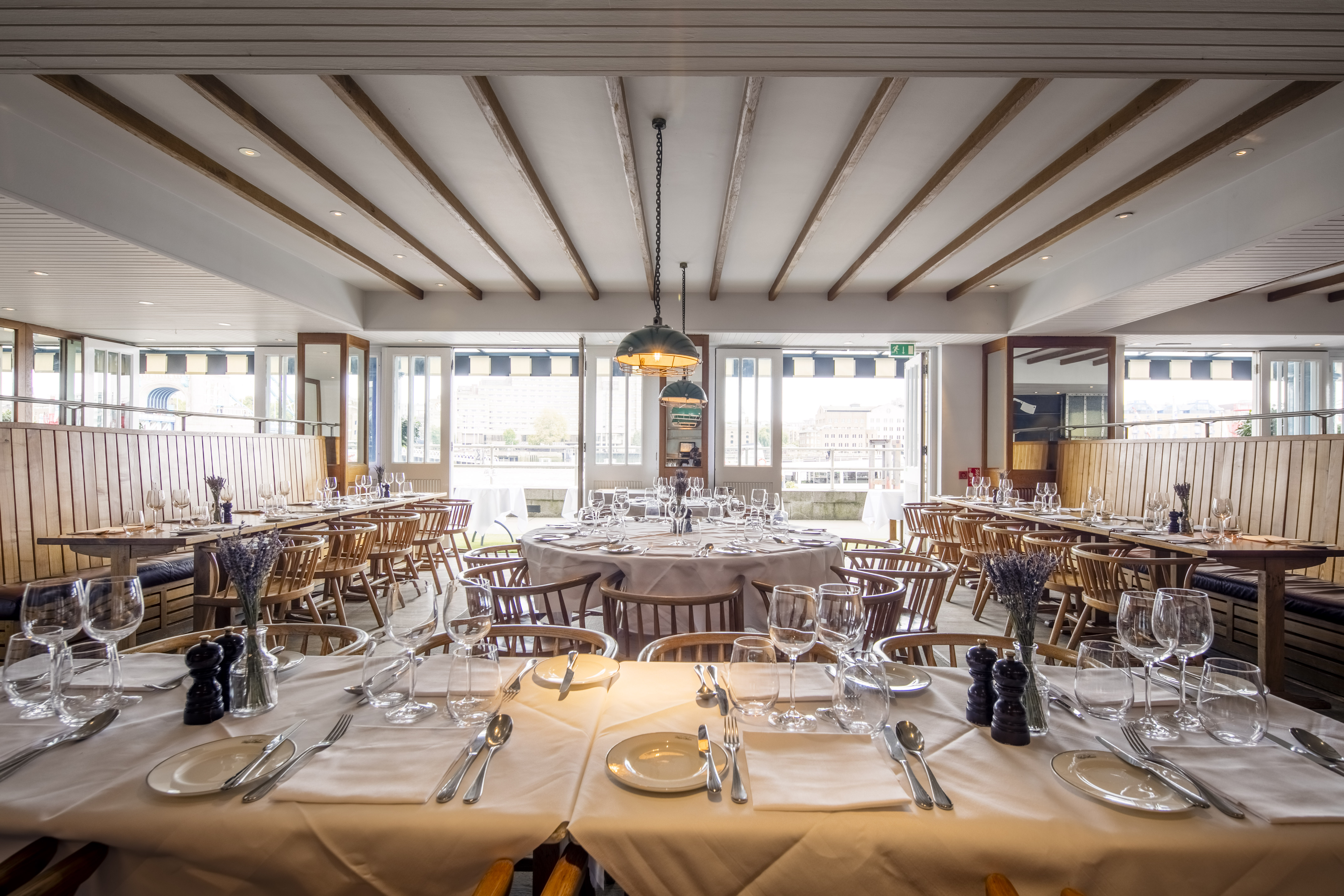 Whole Venue - vogld5rd2va.jpg