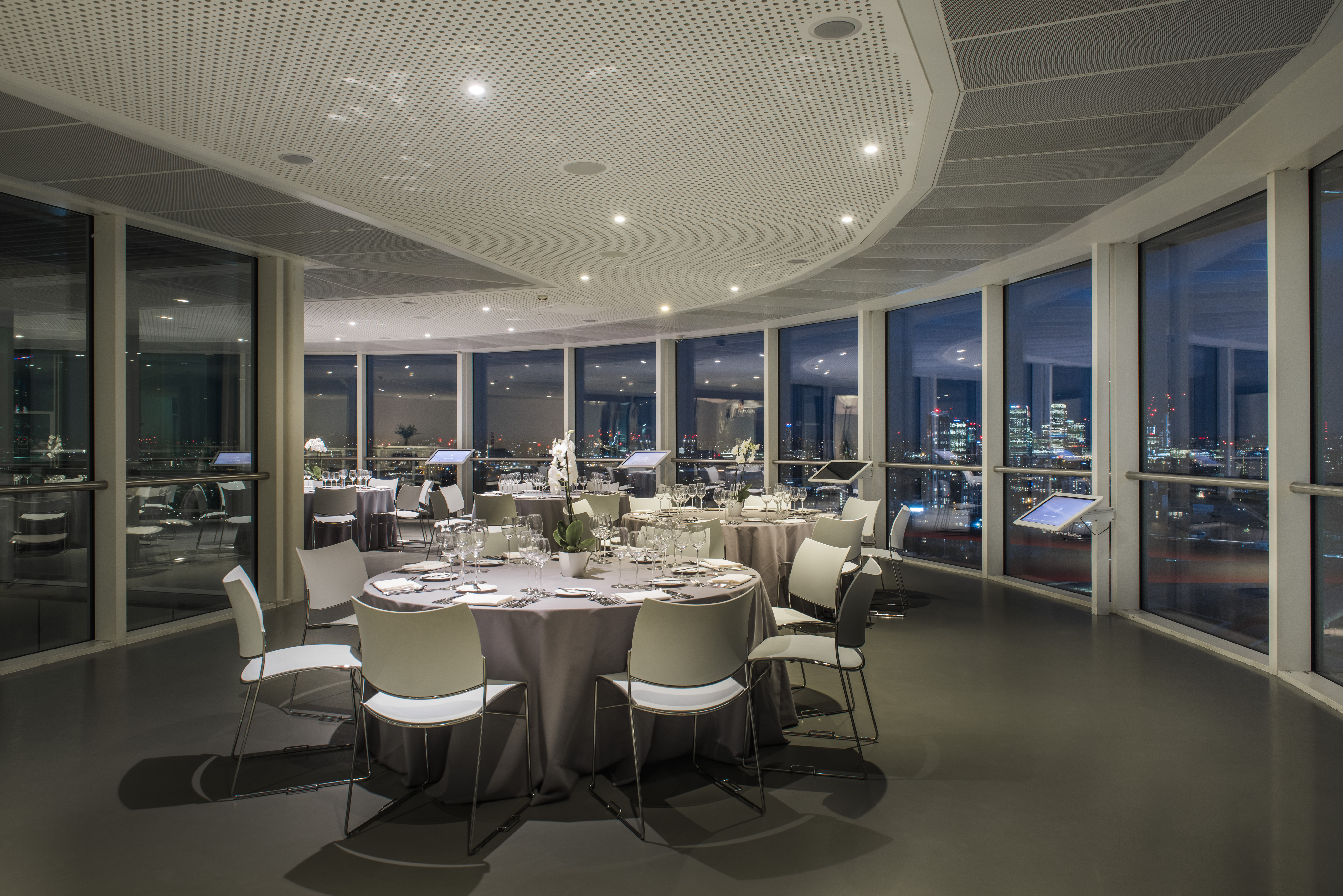 ArcelorMittal Orbit - p4pgtapuldz.jpg