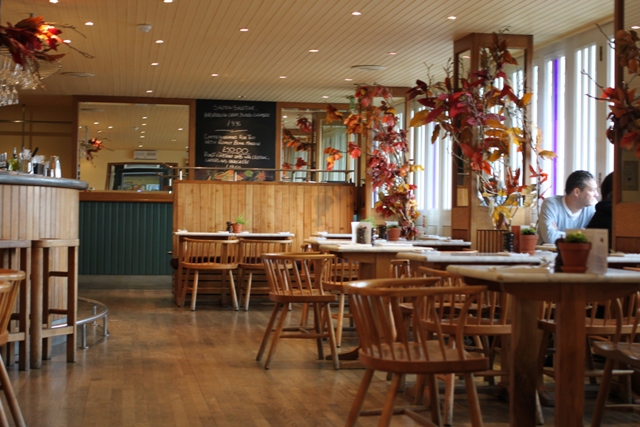 Bar - jmsu0dln5fz.JPG