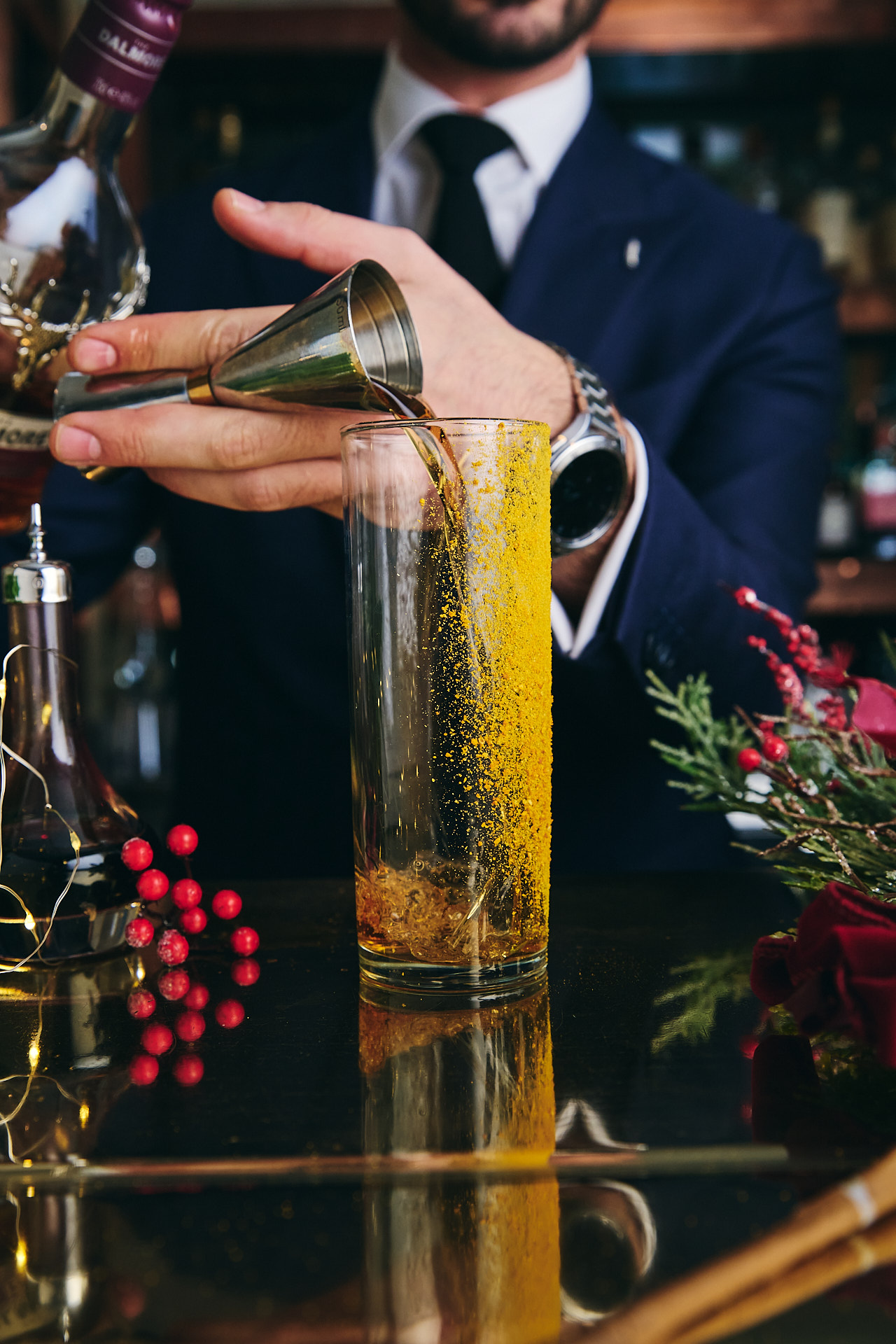 The Hari Bar - fepya5os1kf.jpg