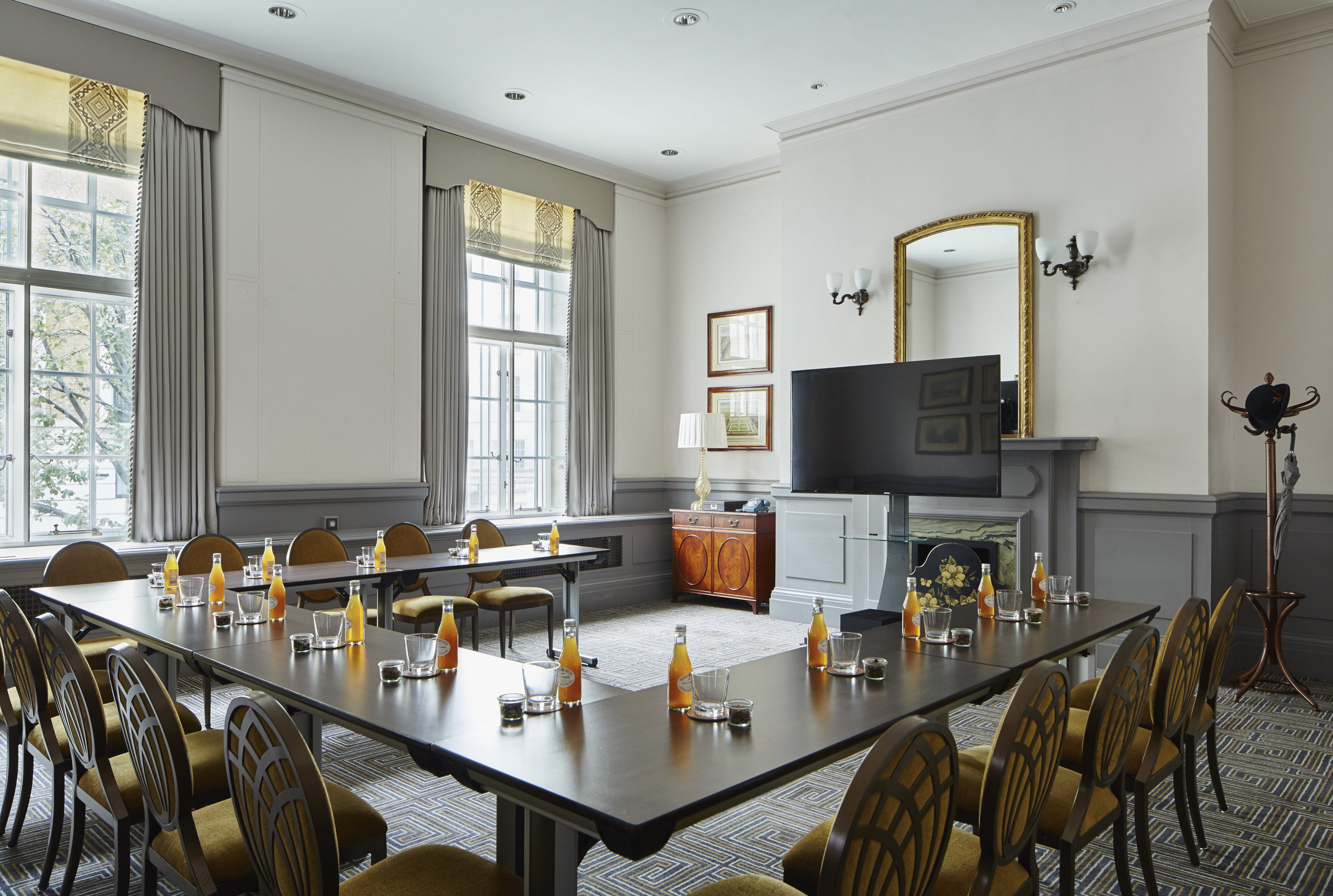 Horace Cutler in a professional meeting room at London Marriott Hotel, ideal for conferences.