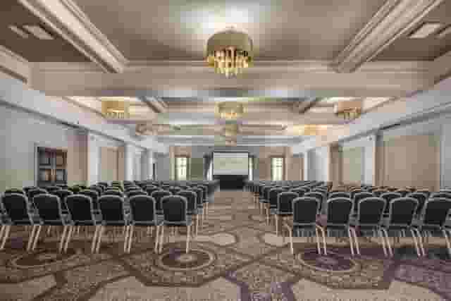 Crown & Cornwall Suite