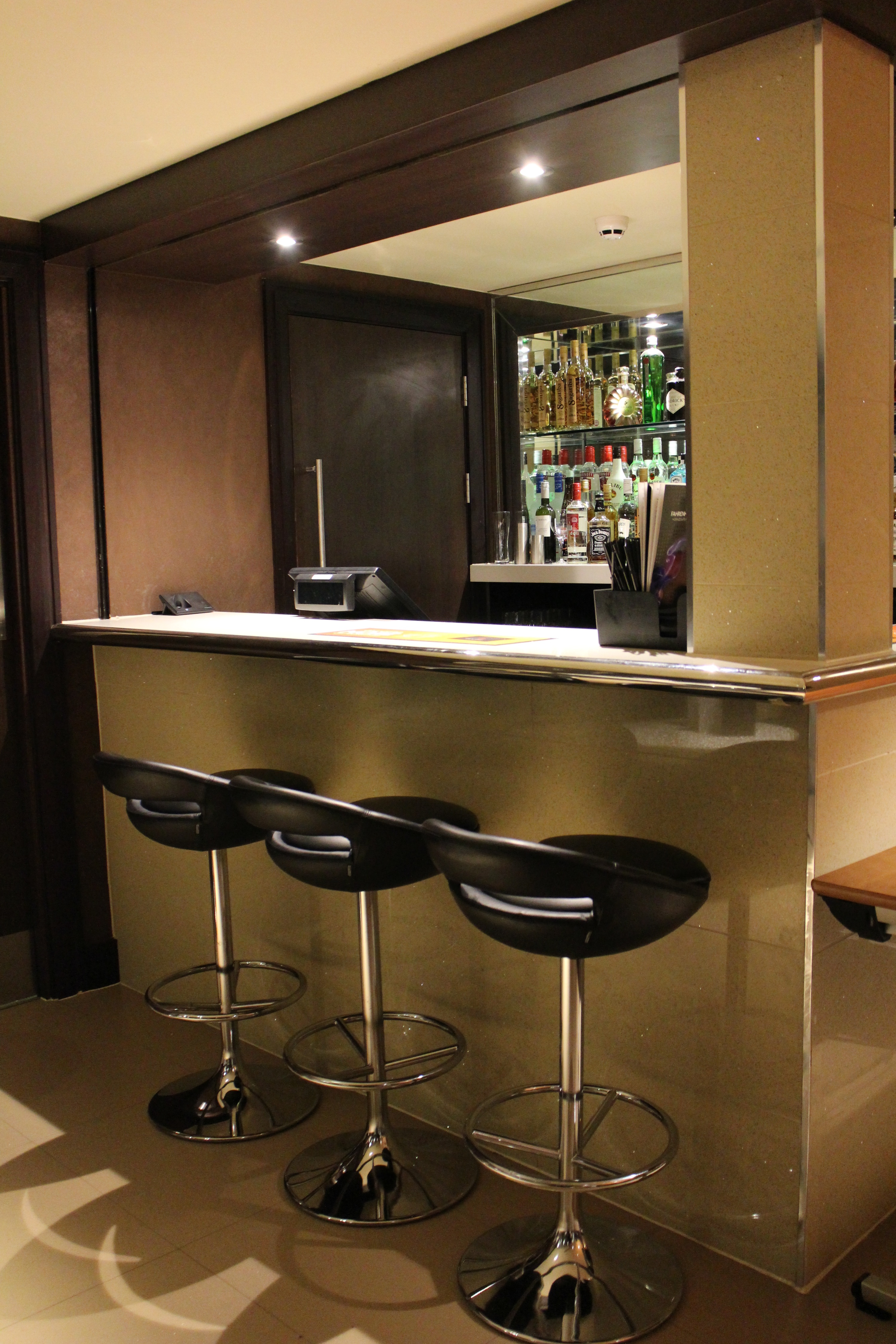 Sleek Balcony Bar in Genting Club Manchester, ideal for networking events and receptions.