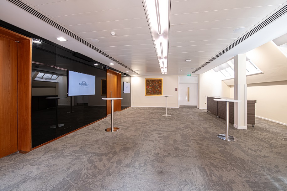 Burdett Suite - e3xgbb5msdd.jpg