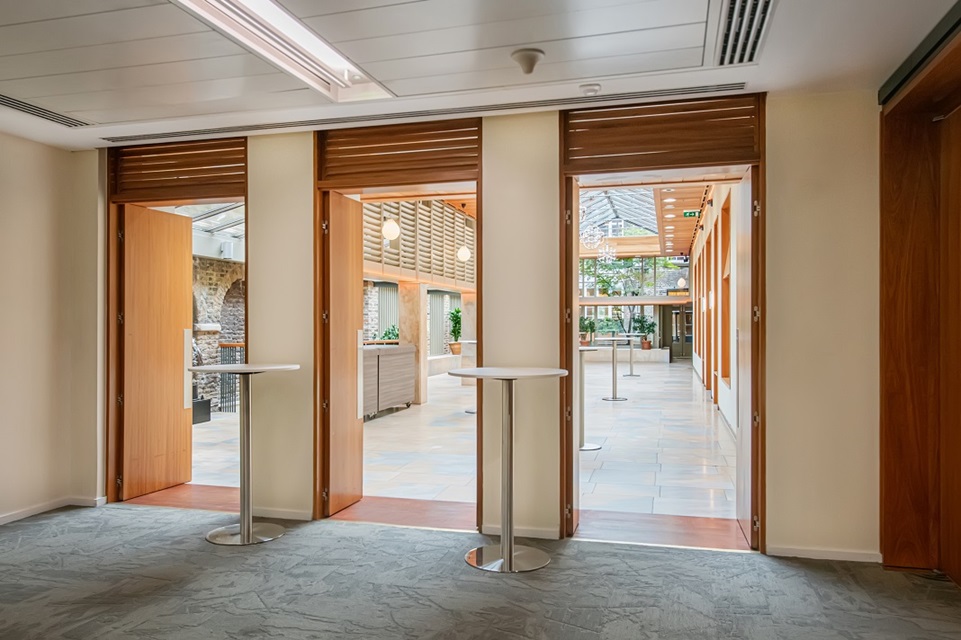 Burdett Suite - qlo0k41lihu.jpg