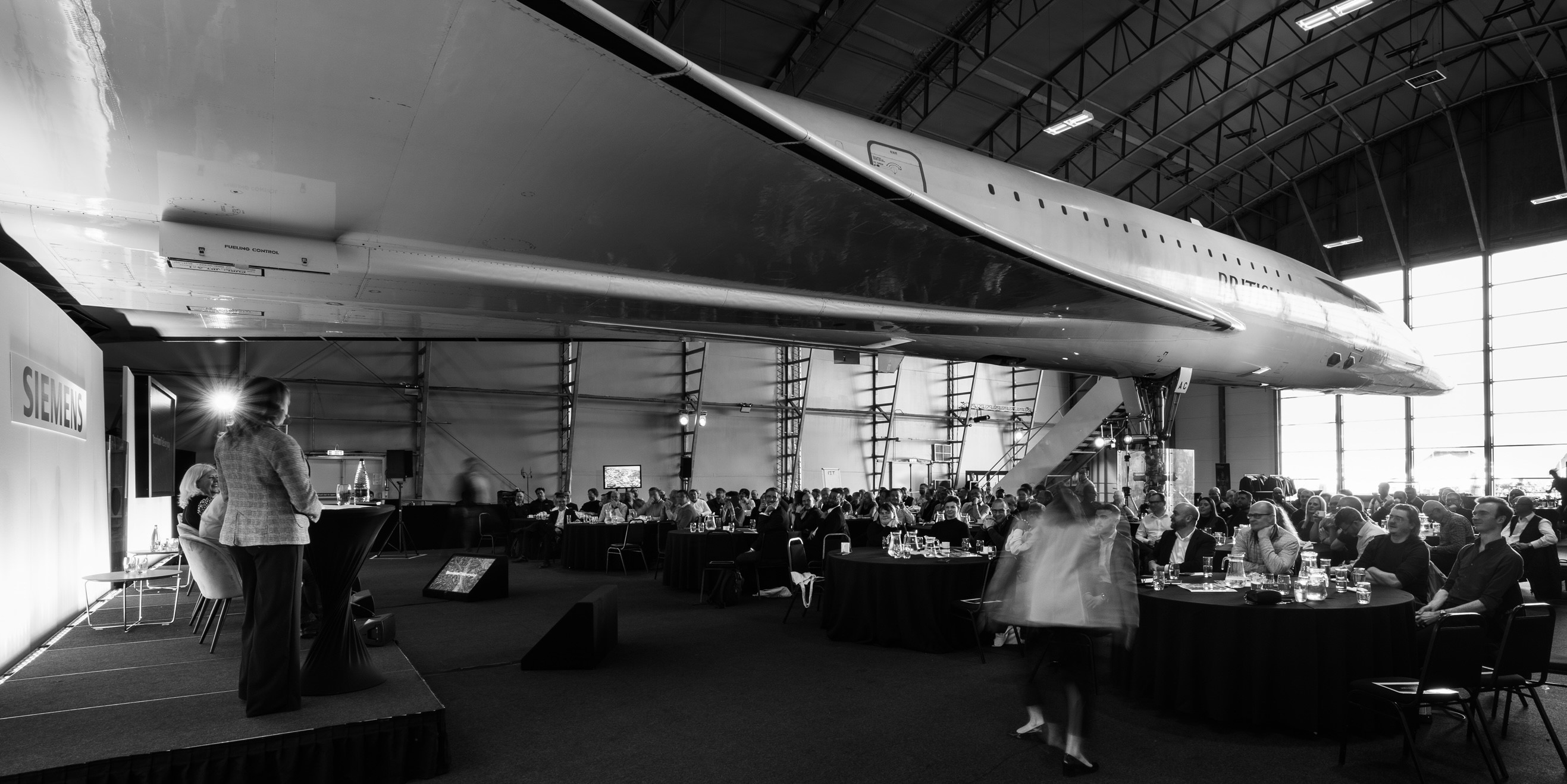 Concorde Hangar - 513cdes3tkh.jpg