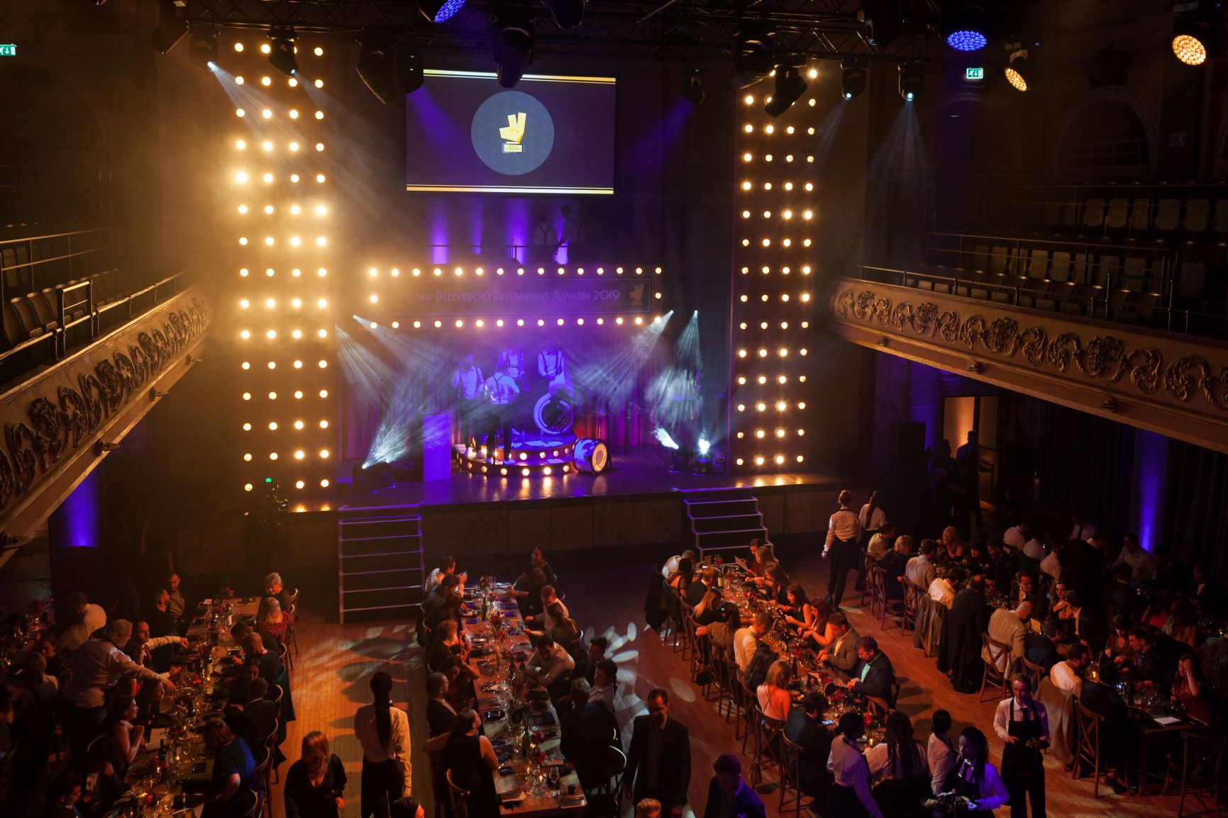 Assembly Hall - xbn2pysuyja.jpg