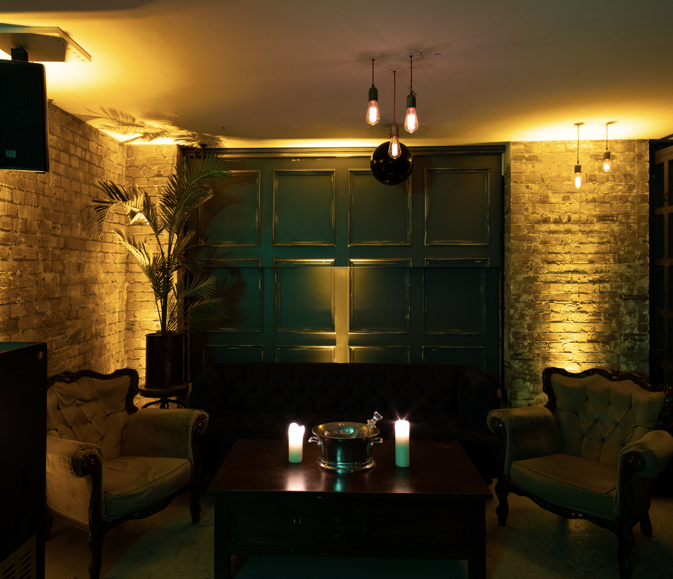 The Secret Bar - k3pdaqn0ae5.png