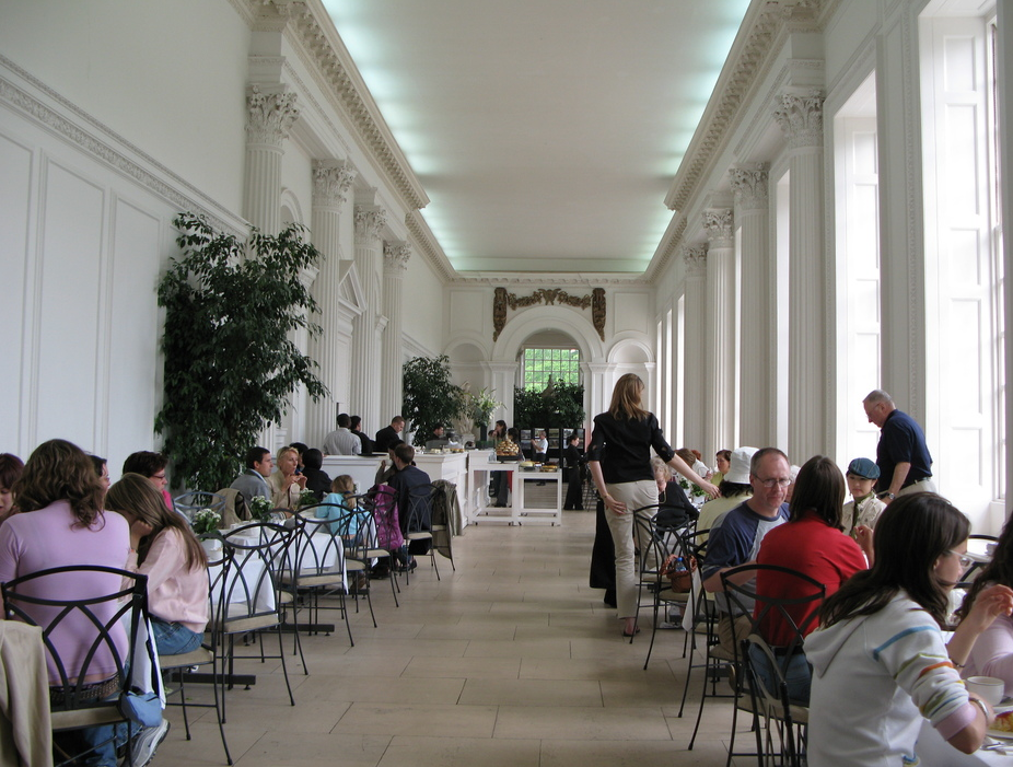 Elegant dining area in The Orangery, Kensington Palace, ideal for networking events.