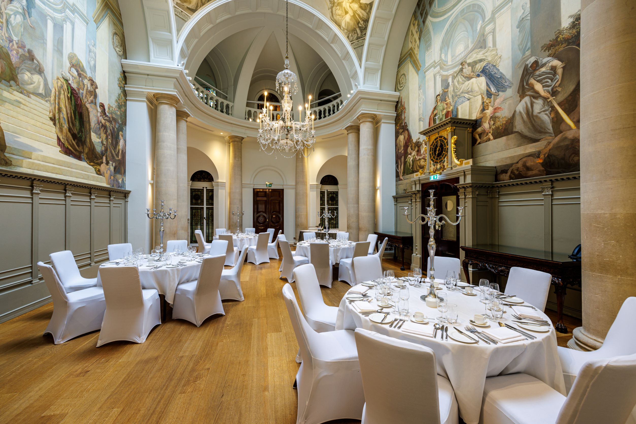 Main Reception Room - zdyoocfow0w.jpg