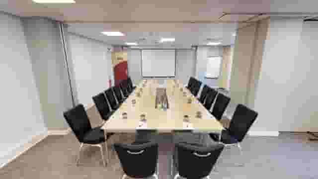 Meeting and Syndicate rooms