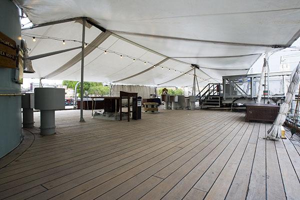 Quarterdeck - 4o5ehasbtqy.jpg