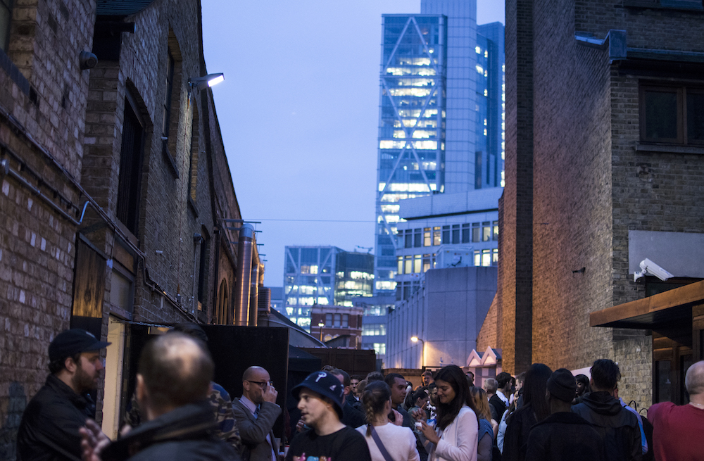 Vibrant outdoor event space in Shoreditch, ideal for networking and social gatherings.