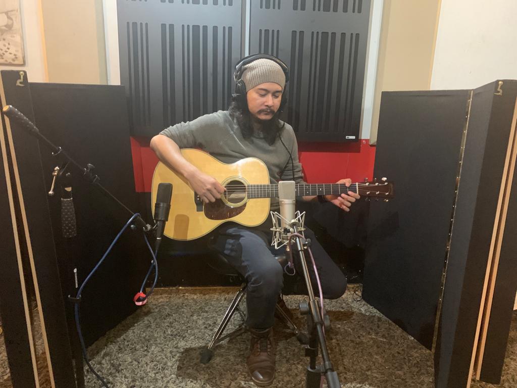 Room 2 - ytxeqv3ncvt.JPG