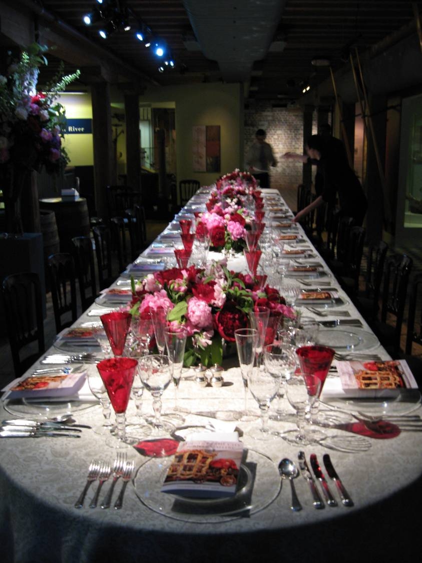 Sailortown Gallery - City and River - banquet style.JPG