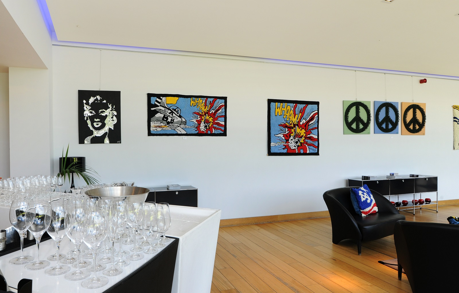 Smokehouse Gallery and Roof Terrace - nvsfn5imzps.jpg