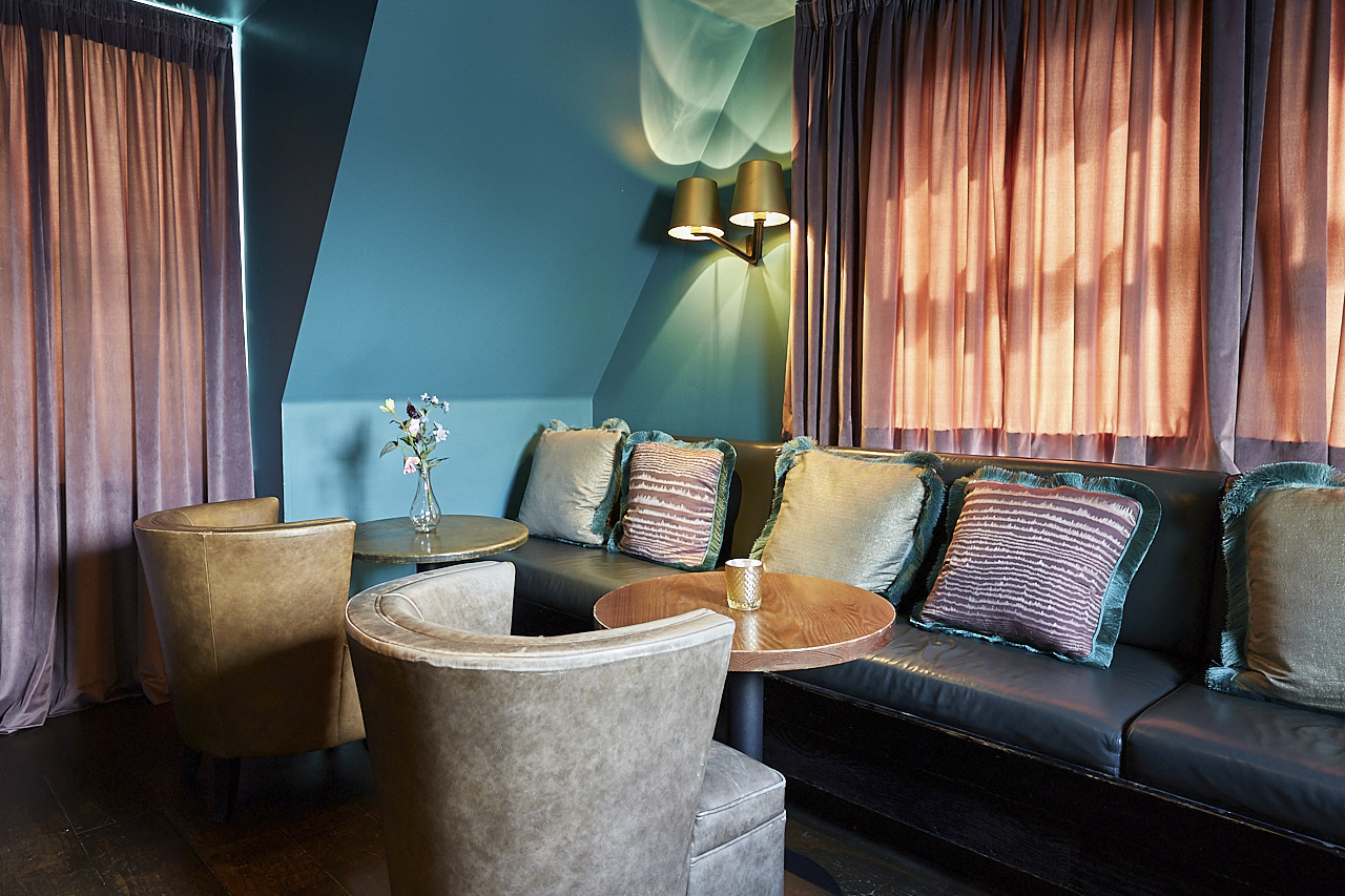 Penthouse Champagne Bar - tbi3420nd0i.jpg