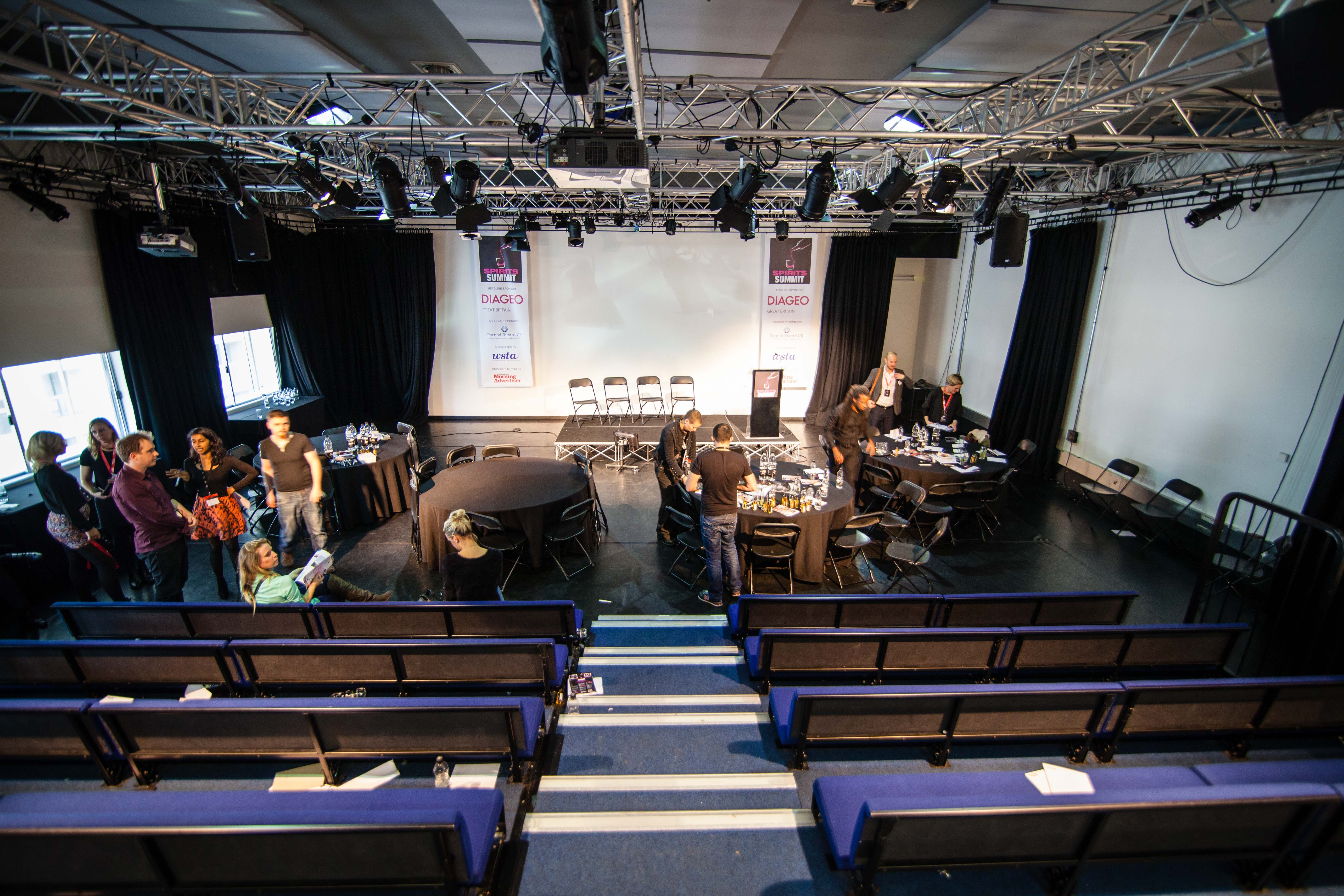 The Studio - r55vxhjrokg.jpg