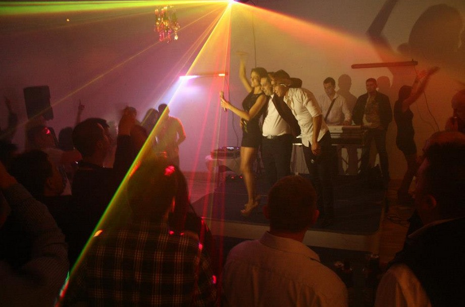 Whole Venue - y00apqaji4c.PNG