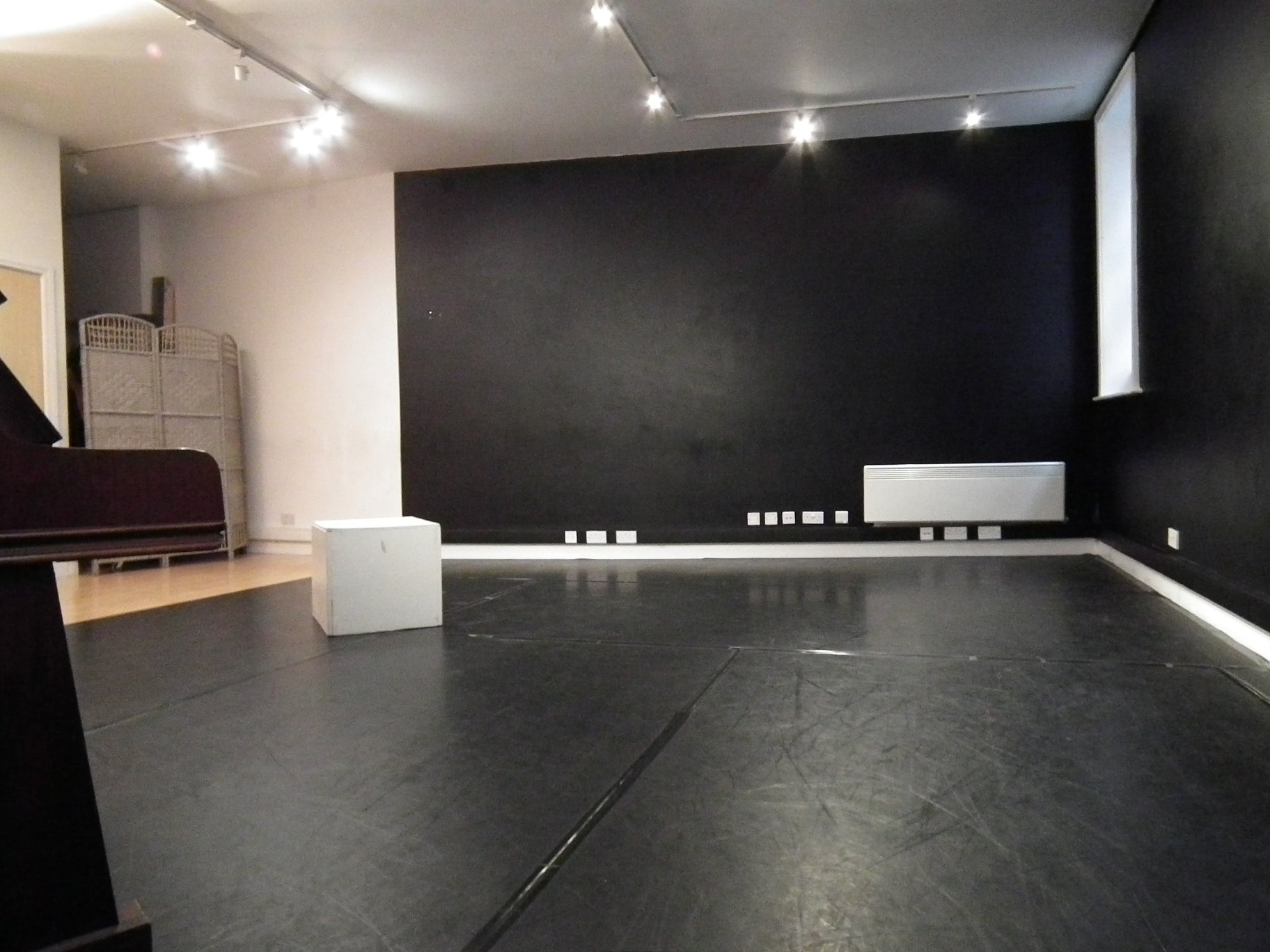 Rehearsal Space - 381117d1-3671-484d-8547-ce303f29083a.jpg