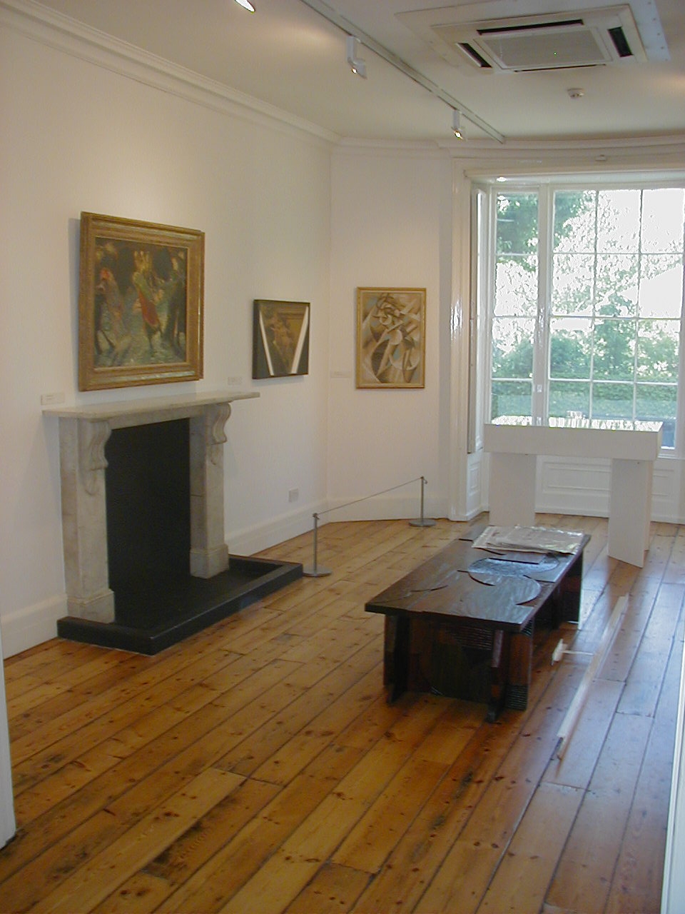 Minimalist gallery space in Estorick Collection, ideal for art exhibitions and events.