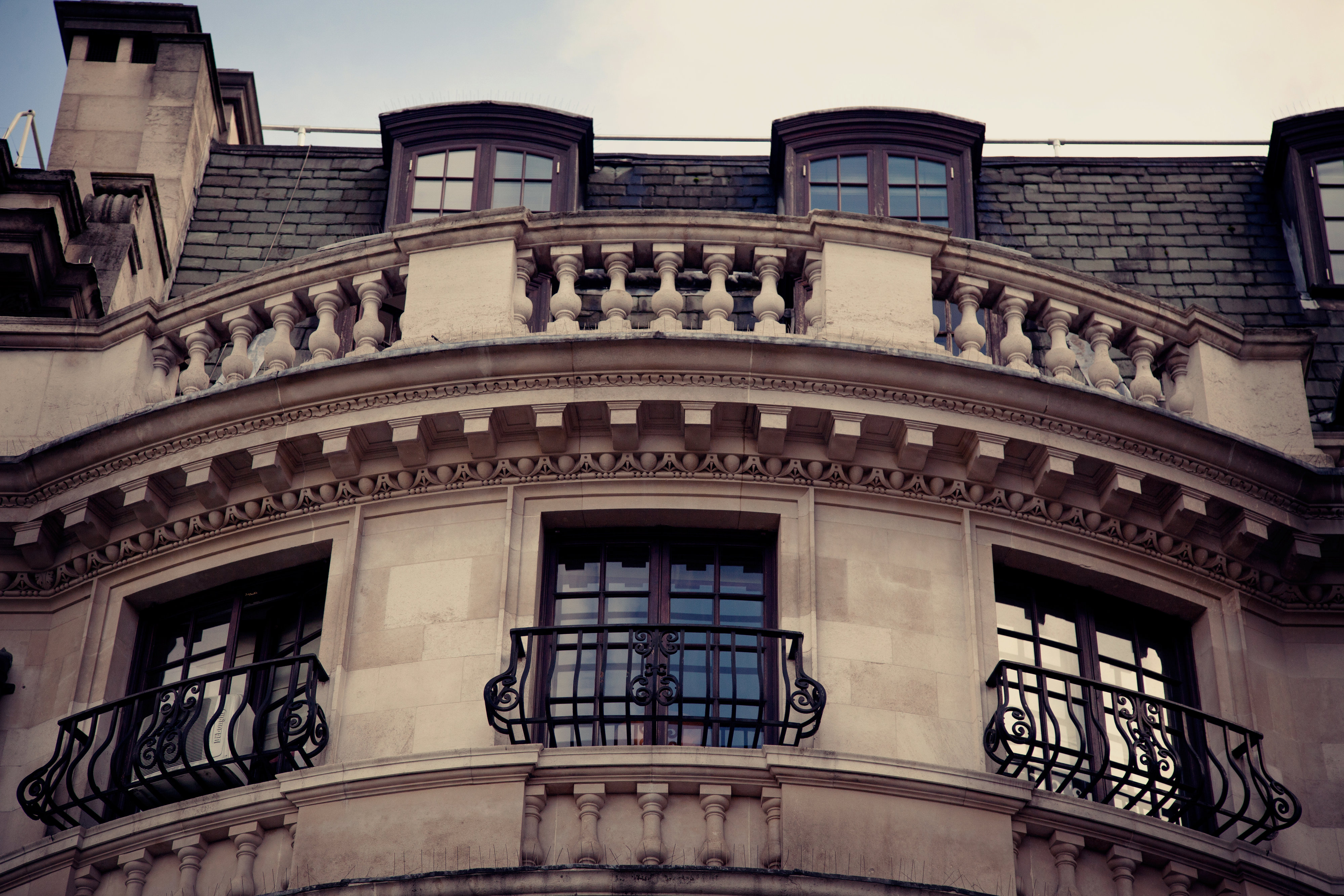 Elegant Sopwith Room facade at No. 4 Hamilton Place, ideal for upscale corporate events.