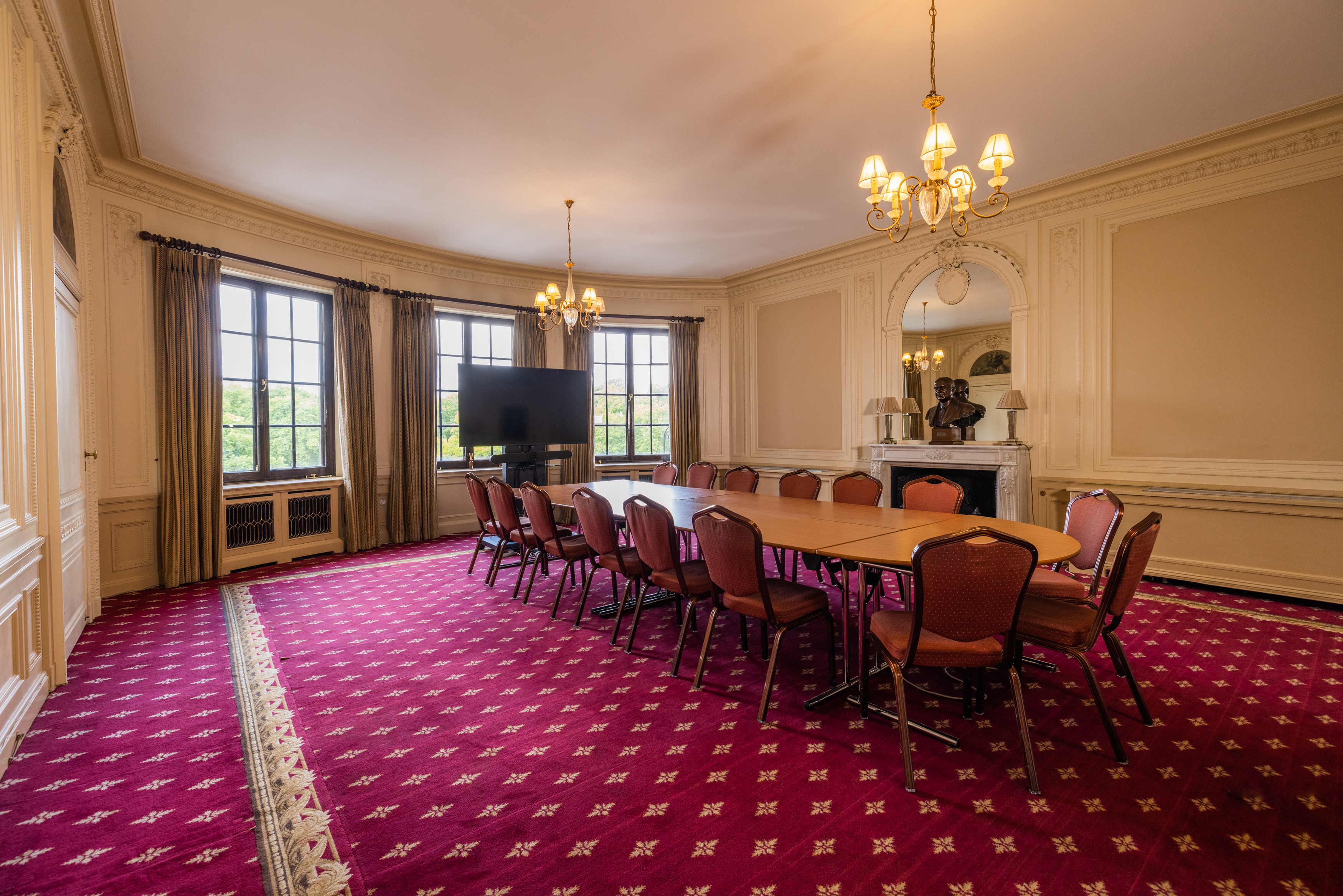 Handley Page Room - 0ob3cemawjd.jpg