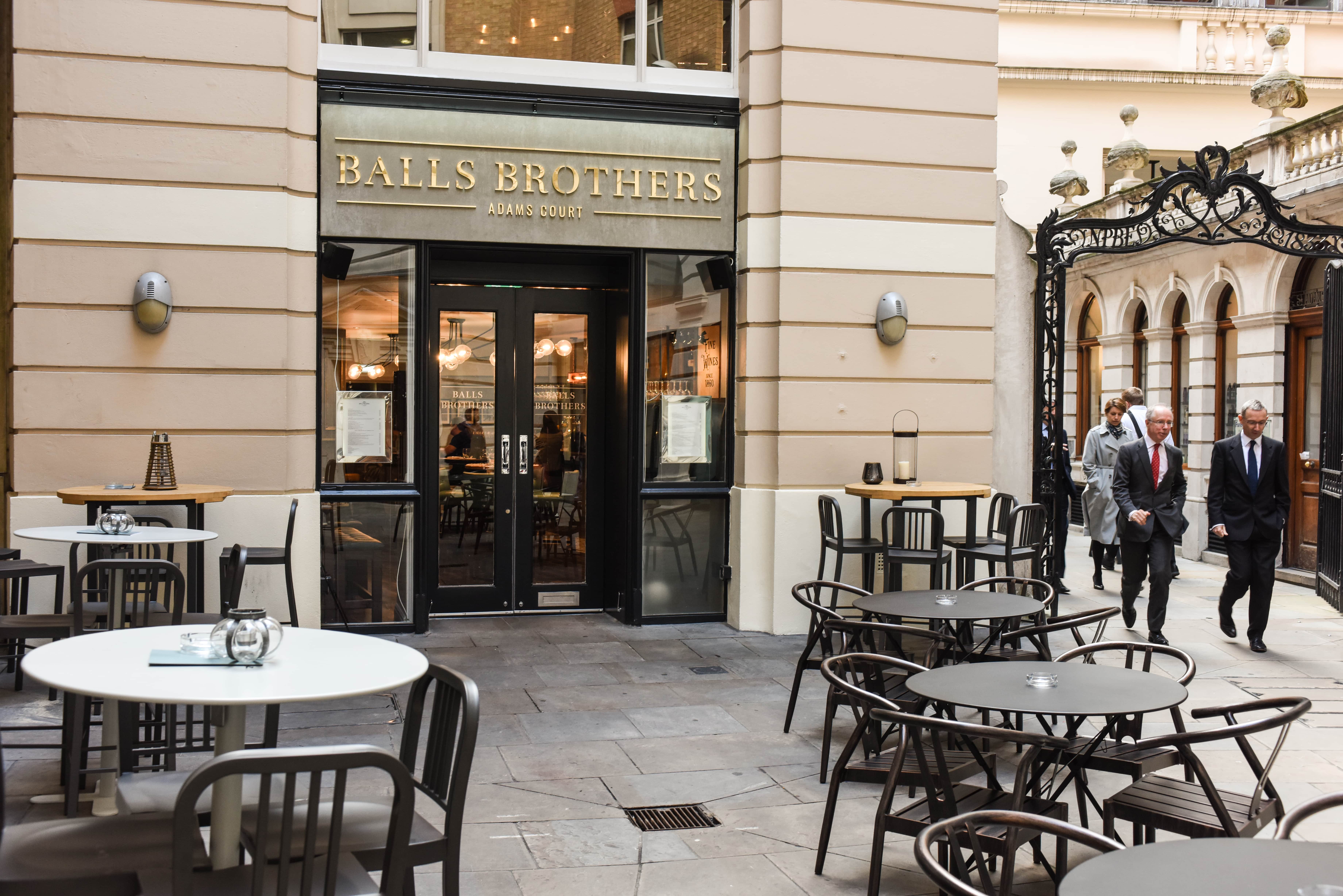 Whole Venue - vlvvd4dwhws.jpg