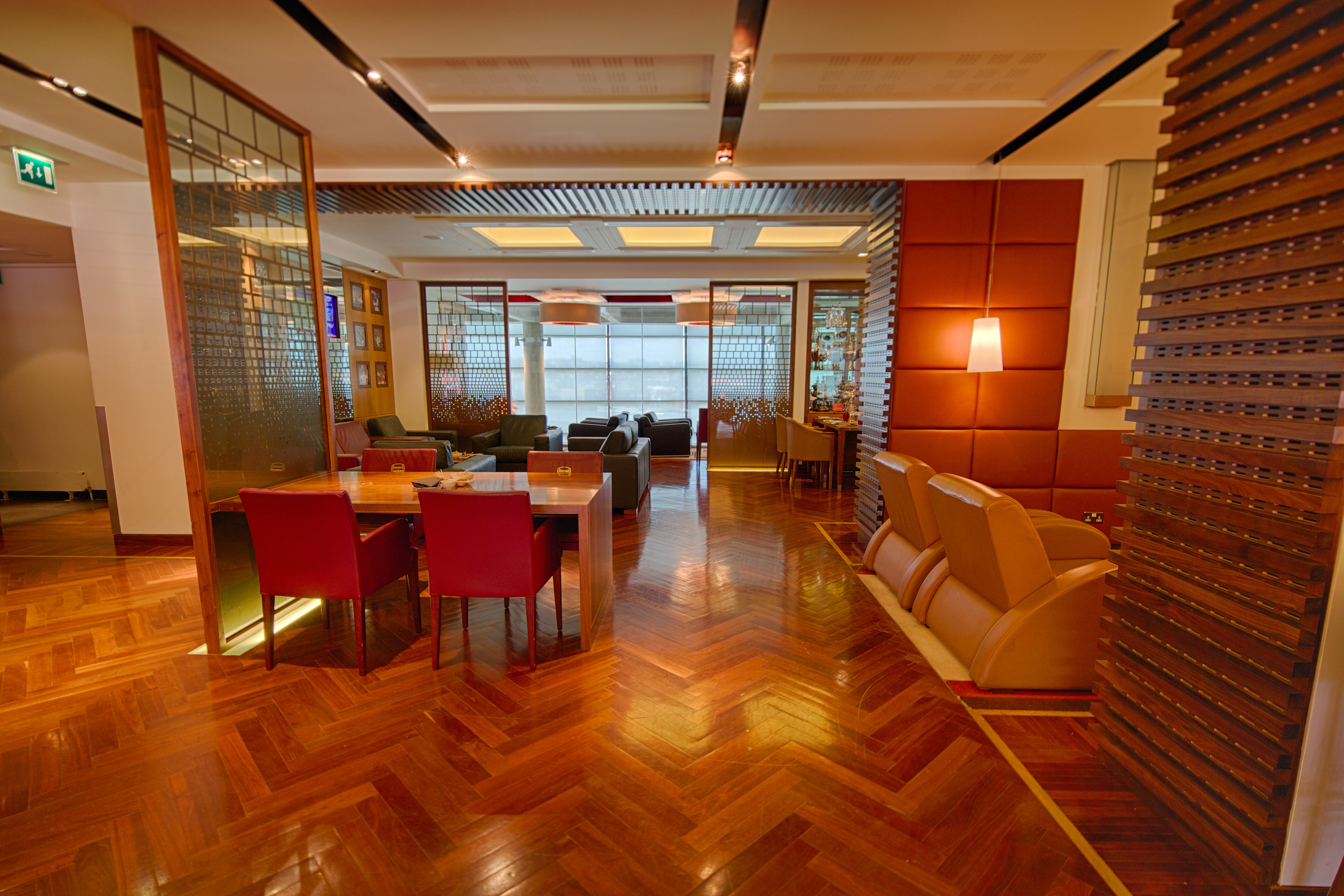 Diamond Club - tlqujubdpec.jpg