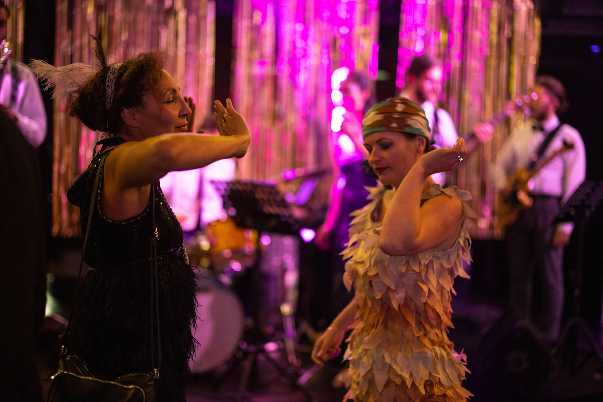 The 103 - 3vot5eaxxwj.jpg