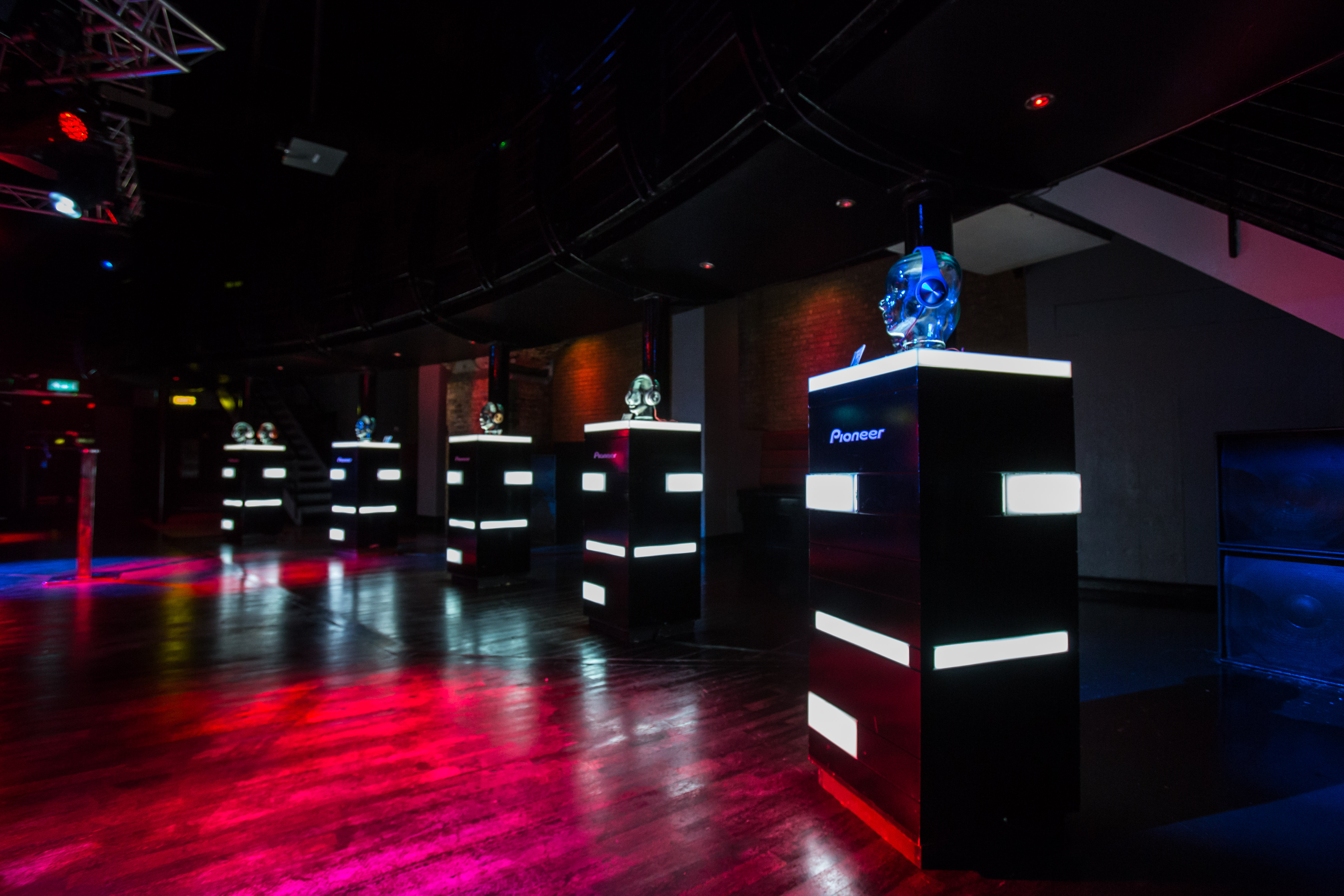 The 103 - t42m34srk45.jpg