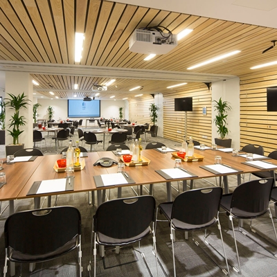 Nightingale Suite meeting space with modern decor, ideal for collaborative events.