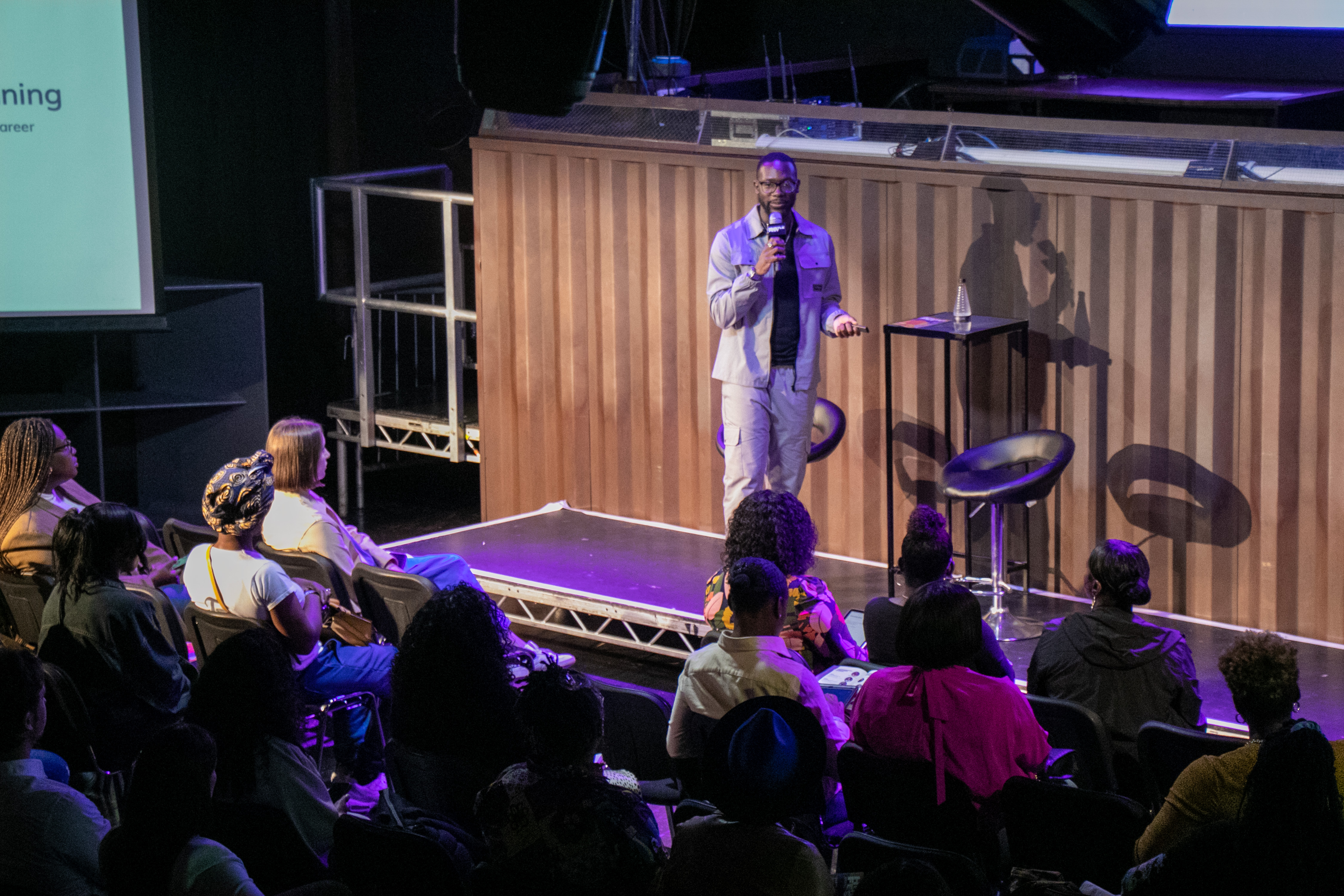 The Box - c3xz2si0001.jpg