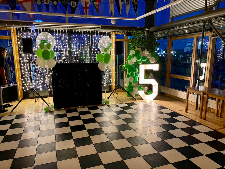 The Clubhouse - 0cujqjejfoz.png