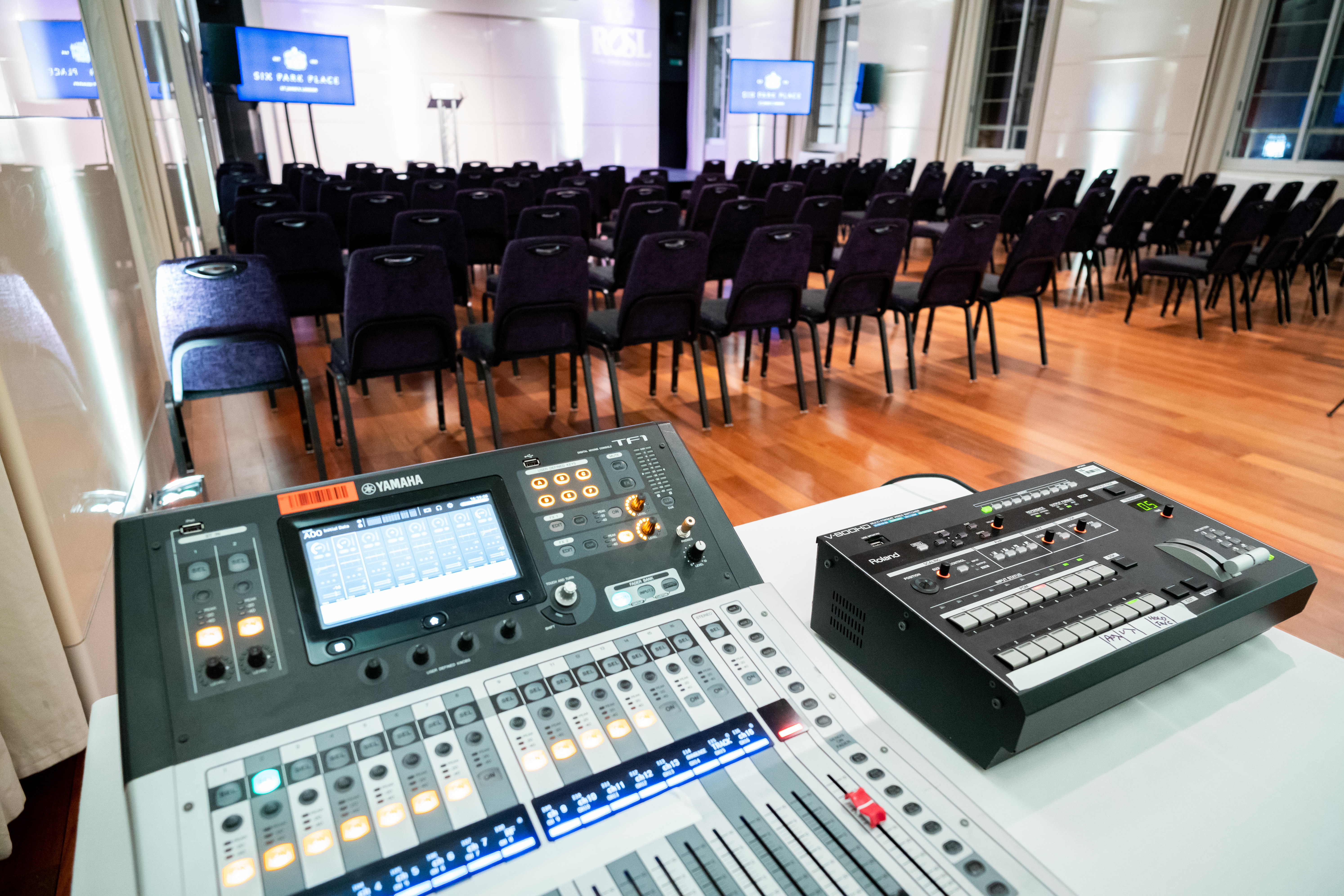 Princess Alexandra Hall - rd1oy4jagfr.jpg