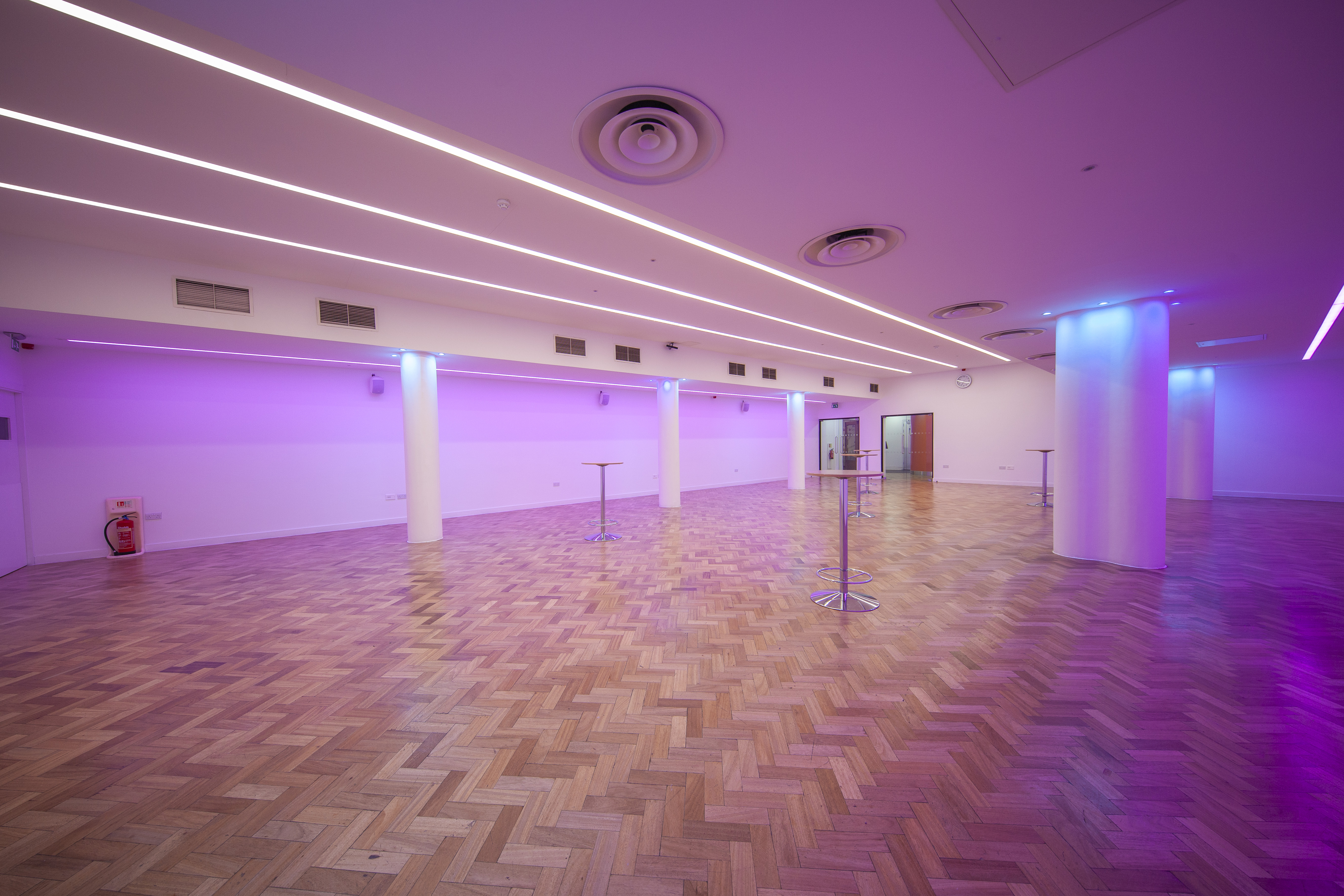 Congress Suite - umyy2ga5eyn.JPG
